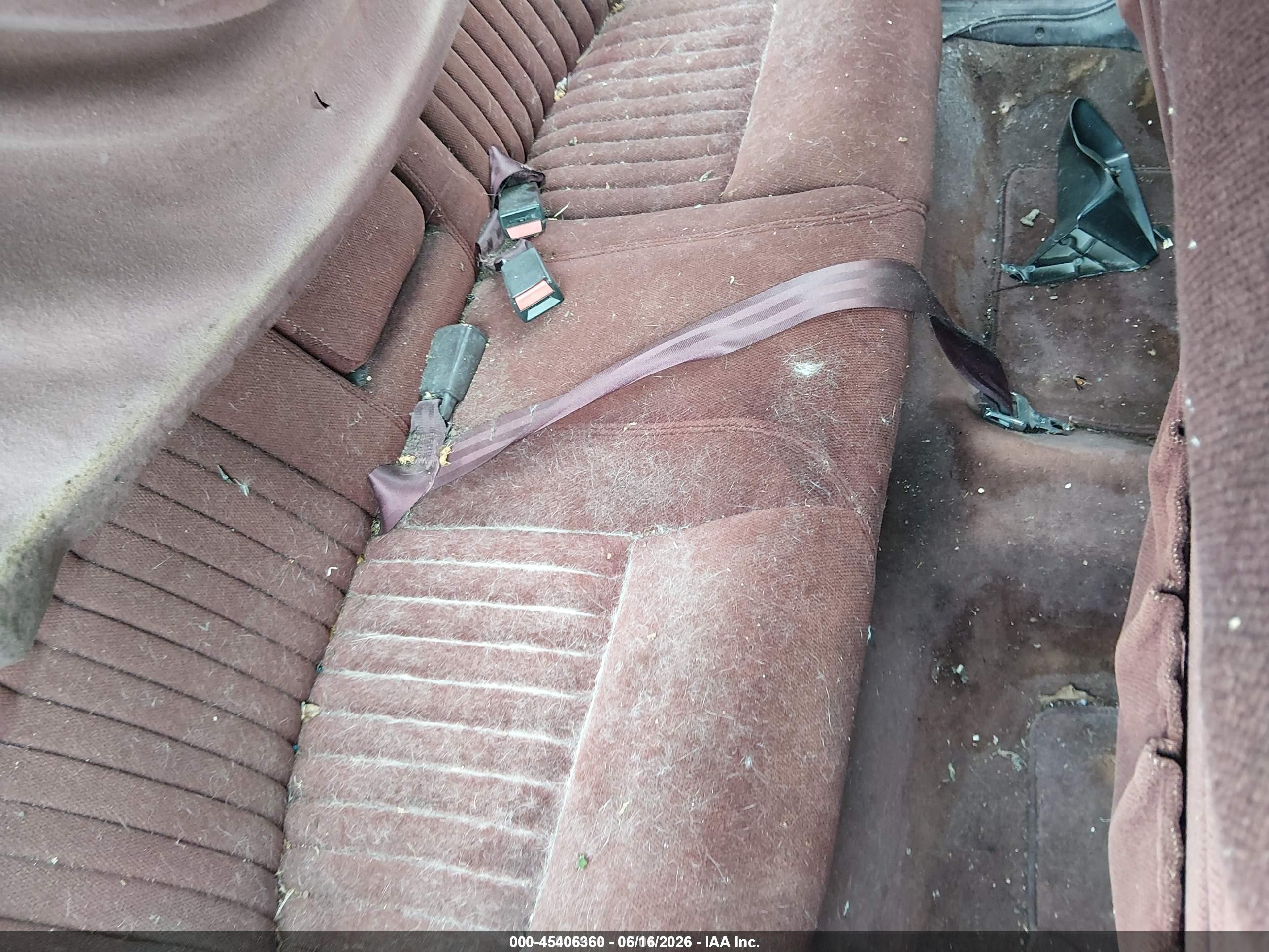 1986 Pontiac 6000 Ste Red vin: 2G2AH19W5G9278133
