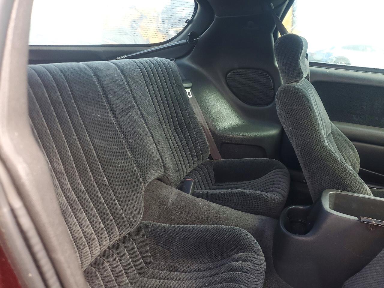 2001 Pontiac Firebird Burgundy vin: 2G2FS22K012126572
