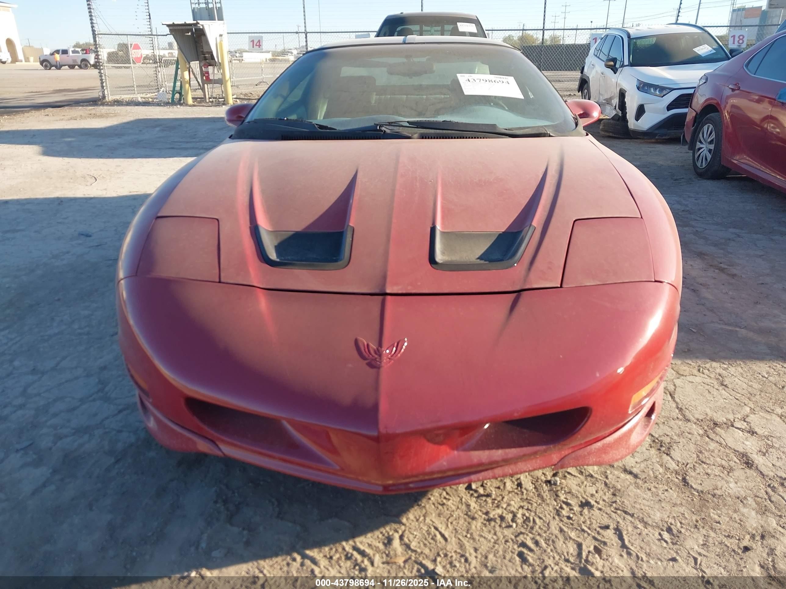1997 Pontiac Firebird   Red vin: 2G2FS22K0V2209716