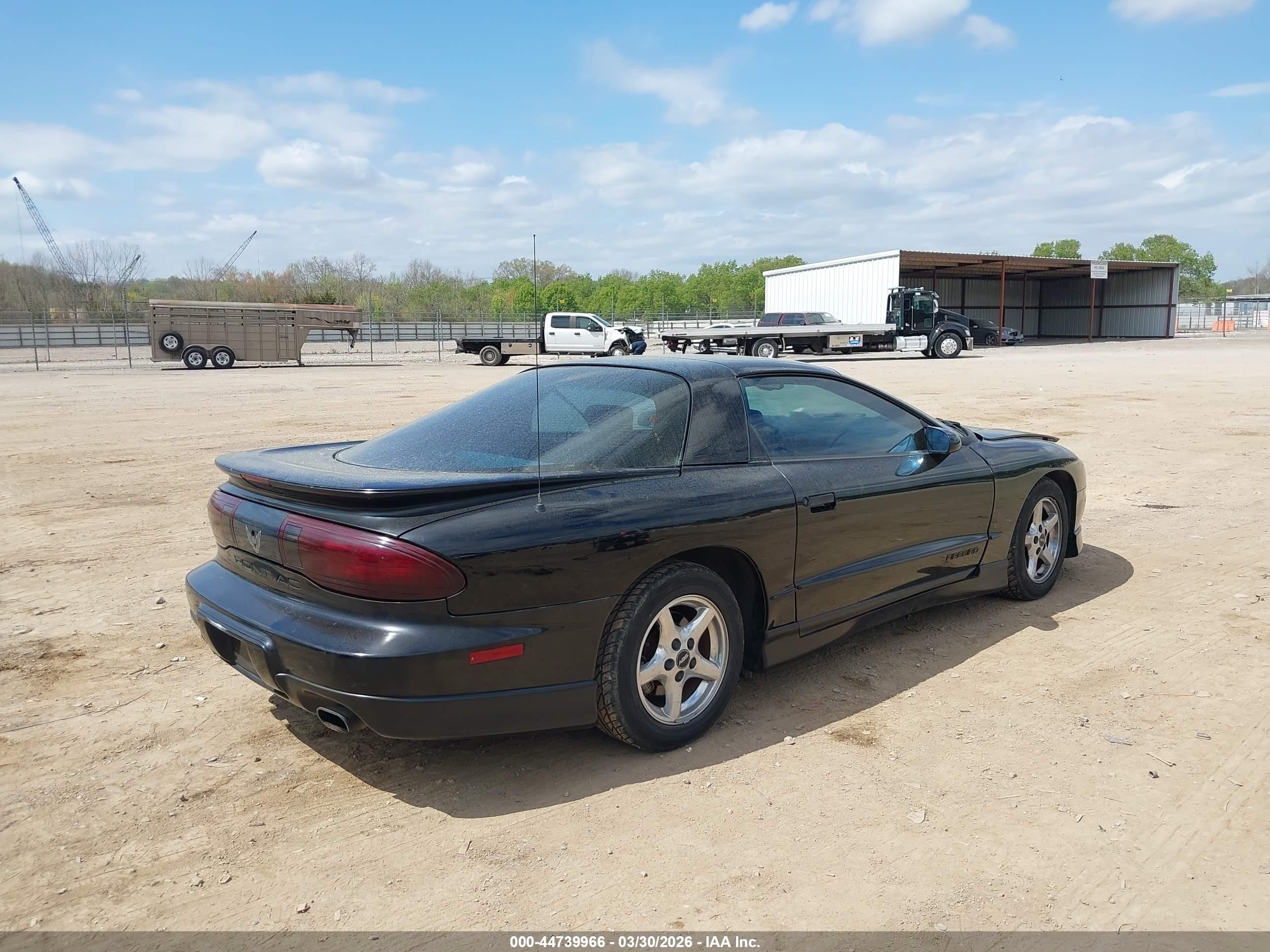 1997 Pontiac Firebird   Черный vin: 2G2FS22K0V2216231