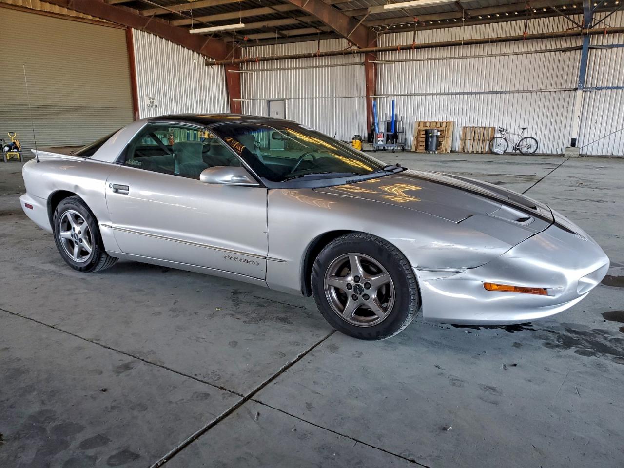 1997 Pontiac Firebird Silver vin: 2G2FS22K0V2230775