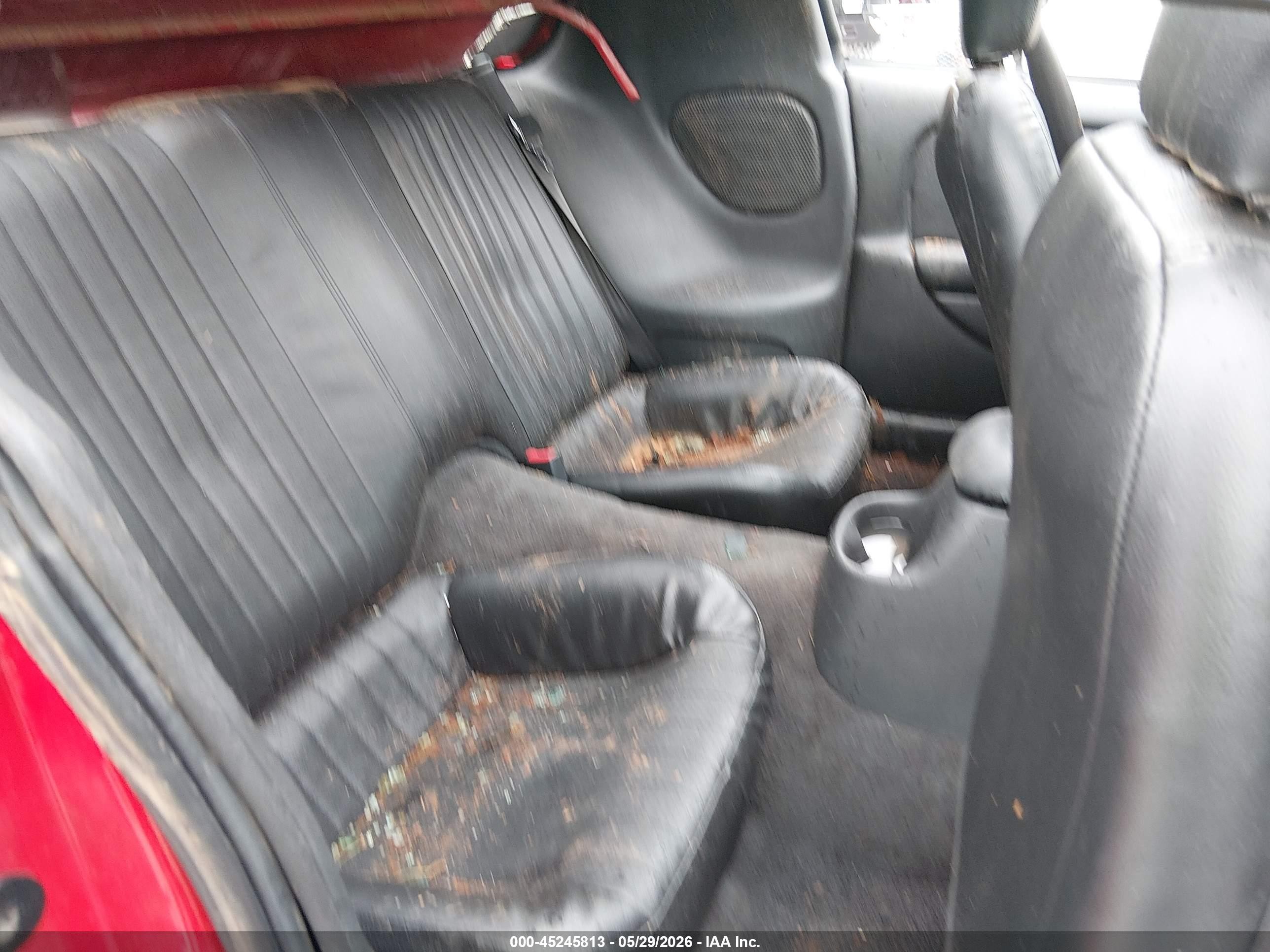 2002 Pontiac Firebird   Red vin: 2G2FS22K122147433