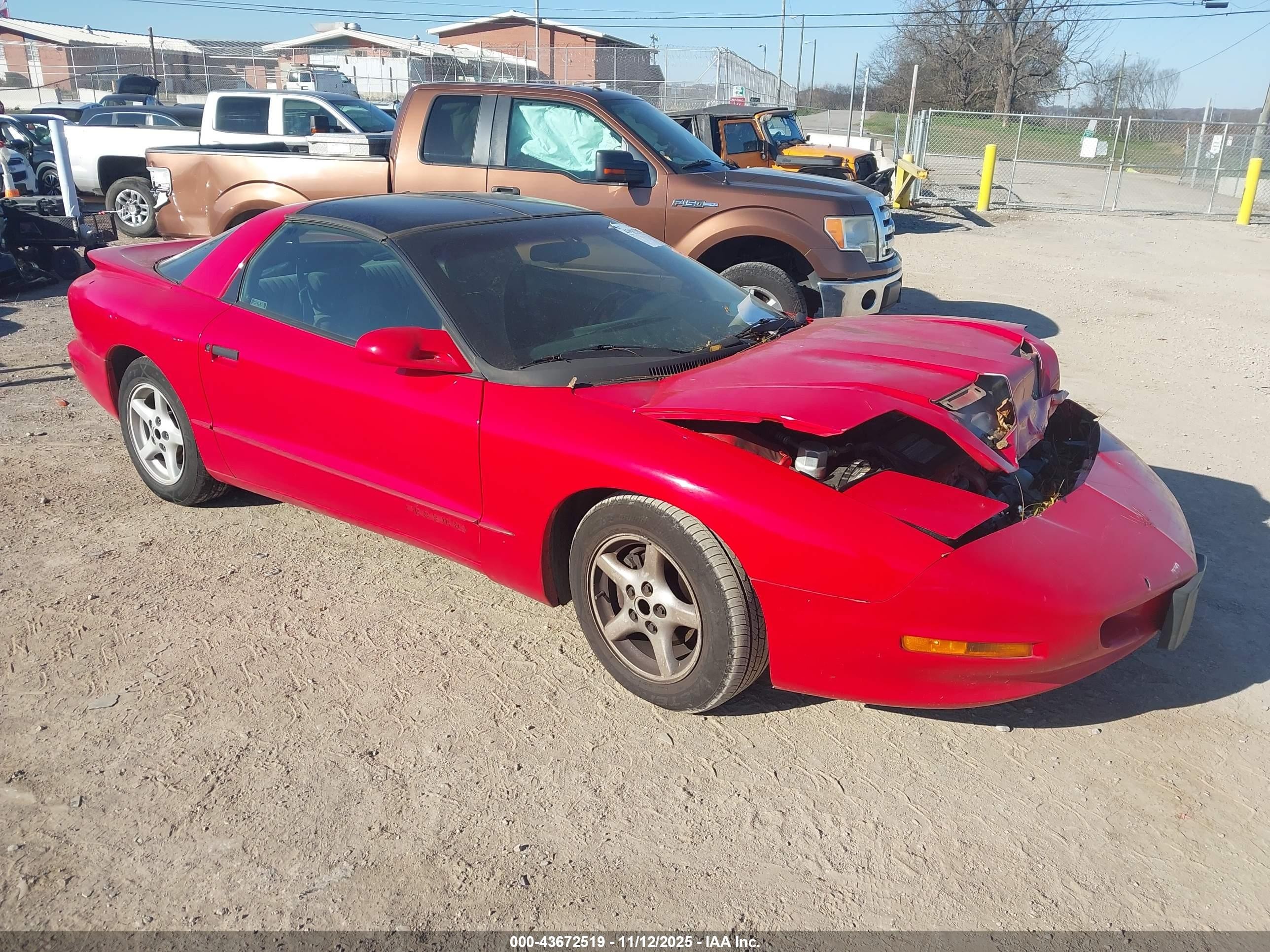 1997 Pontiac Firebird   Red vin: 2G2FS22K1V2222006