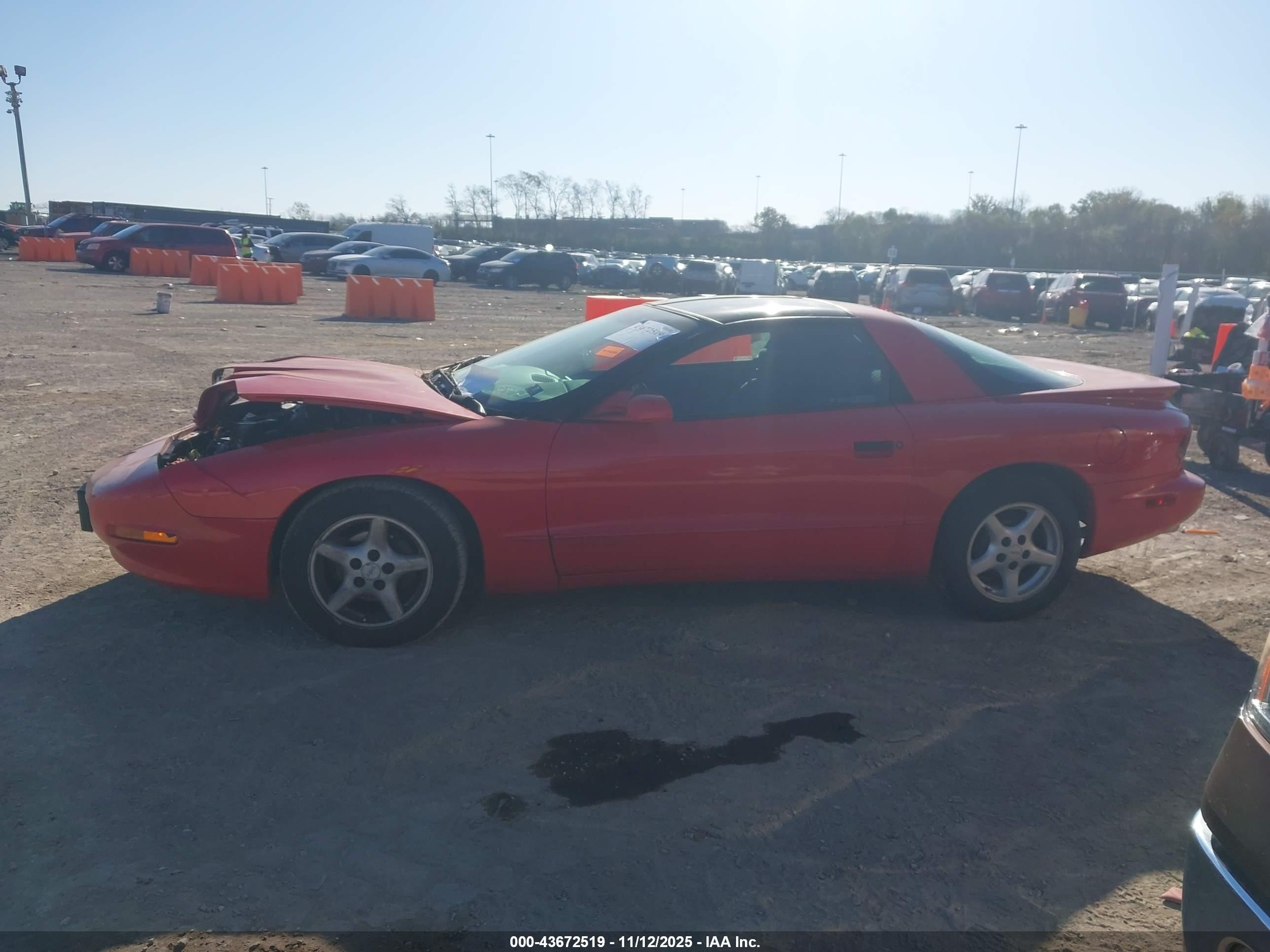 1997 Pontiac Firebird   Red vin: 2G2FS22K1V2222006