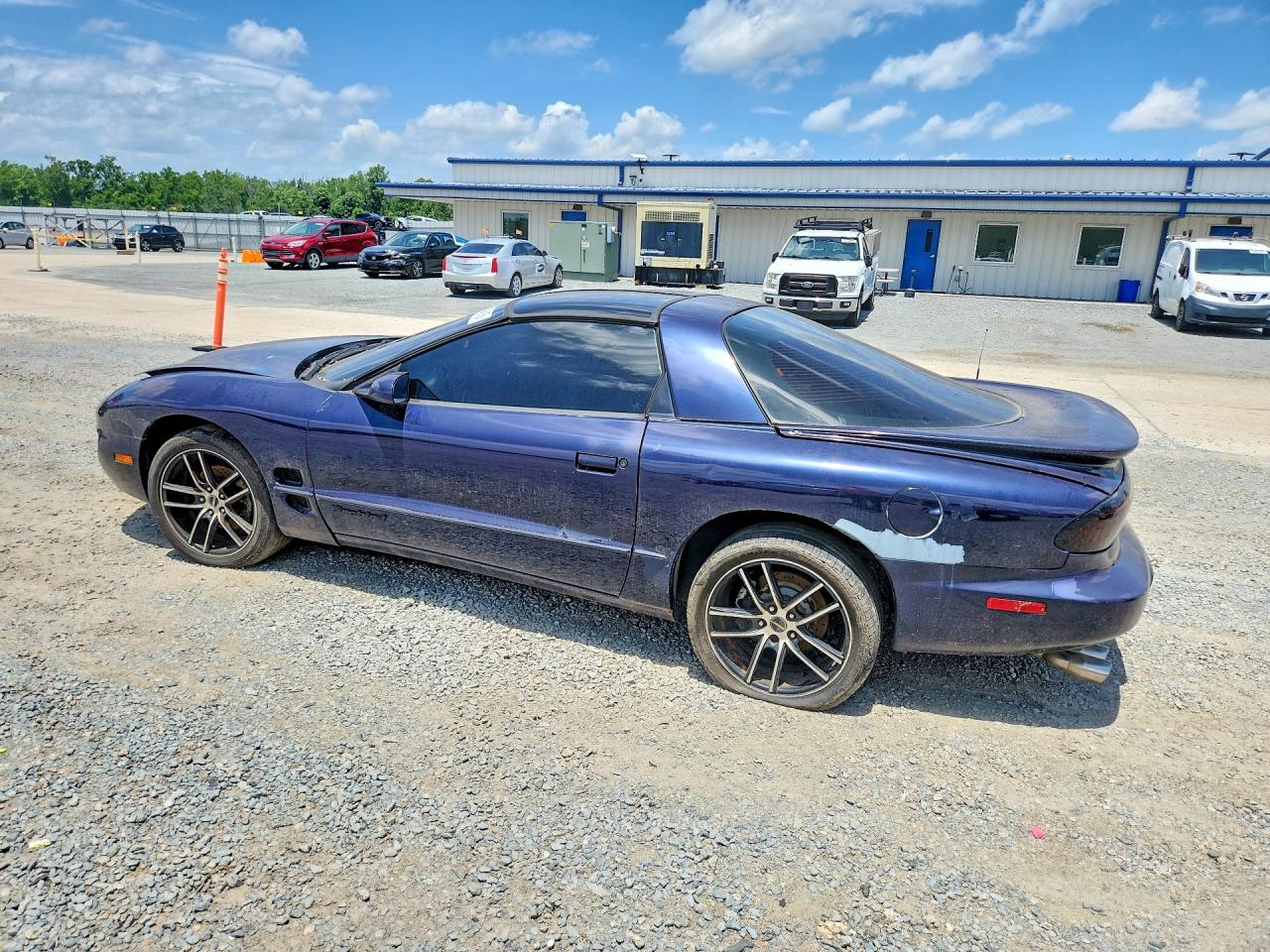1998 Pontiac Firebird Blue vin: 2G2FS22K1W2205868