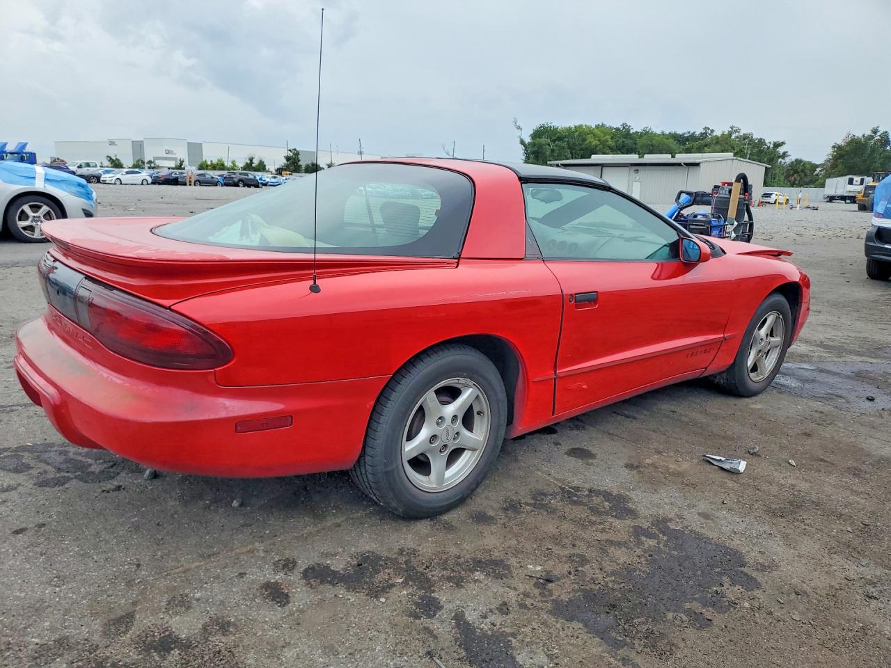 1997 Pontiac Firebird Red vin: 2G2FS22K3V2230060