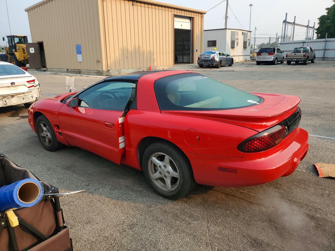2001 Pontiac Firebird Red vin: 2G2FS22K412109936
