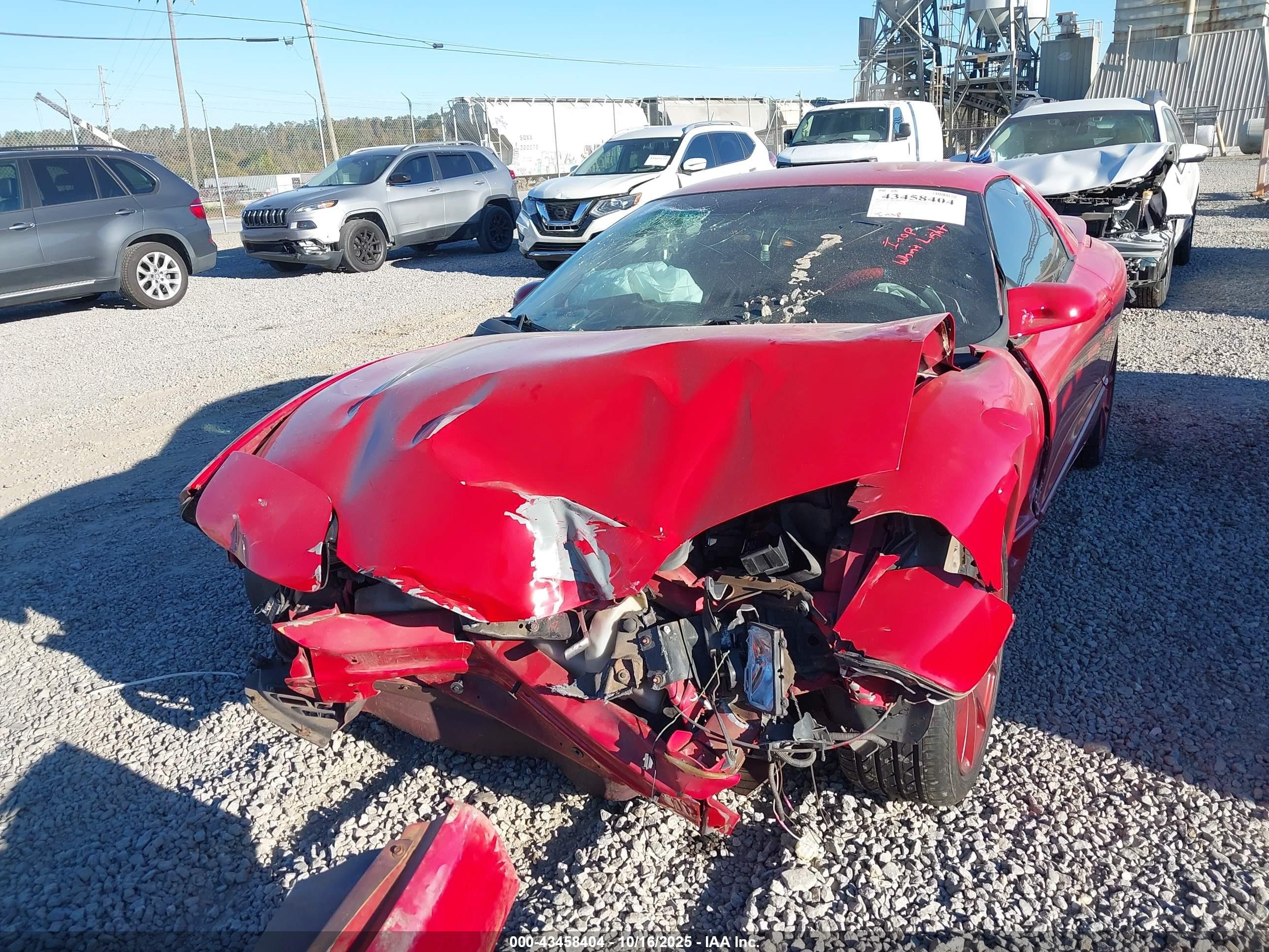 1998 Pontiac Firebird   Red vin: 2G2FS22K4W2204570
