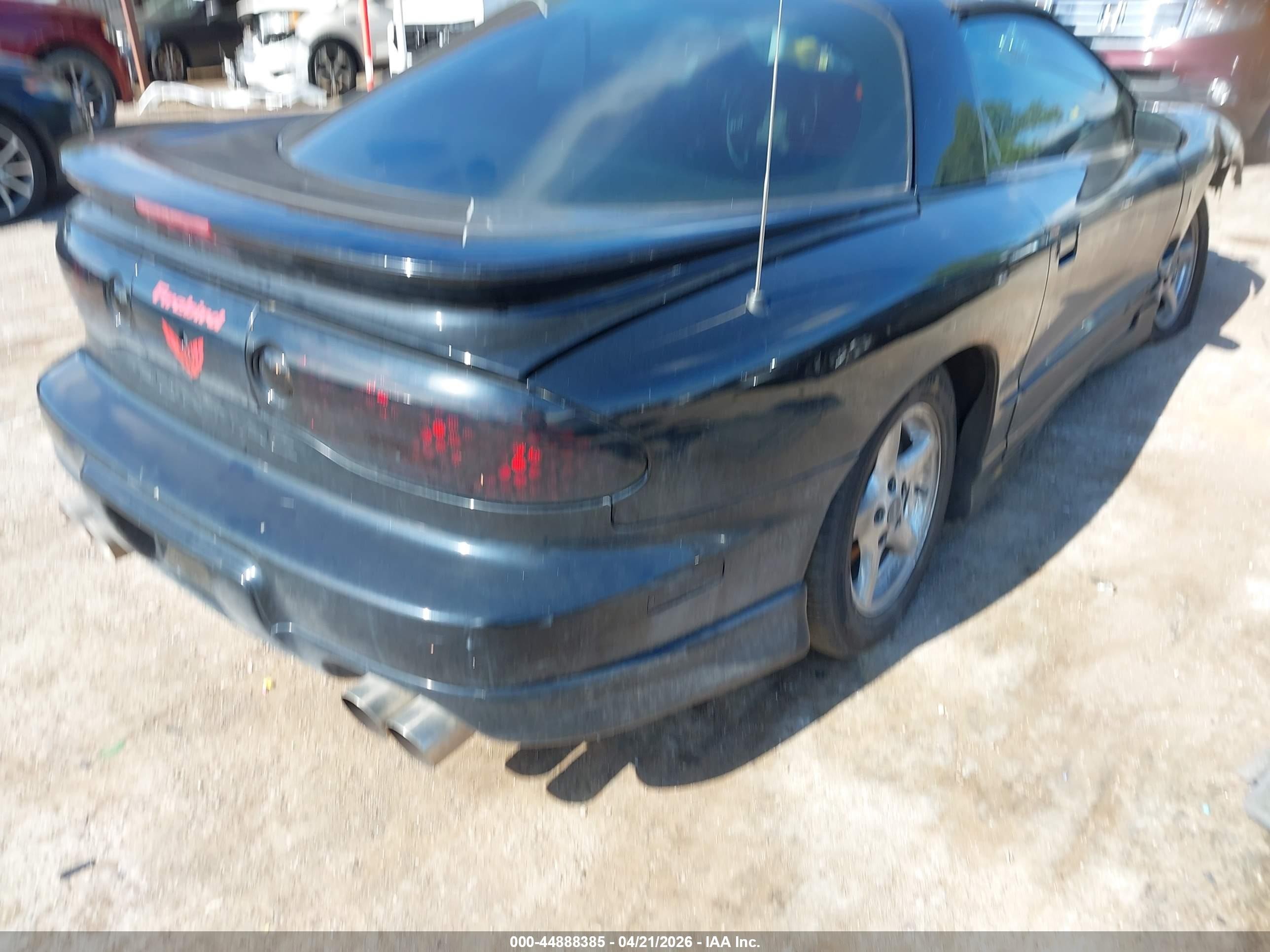 2002 Pontiac Firebird   Black vin: 2G2FS22K522142025