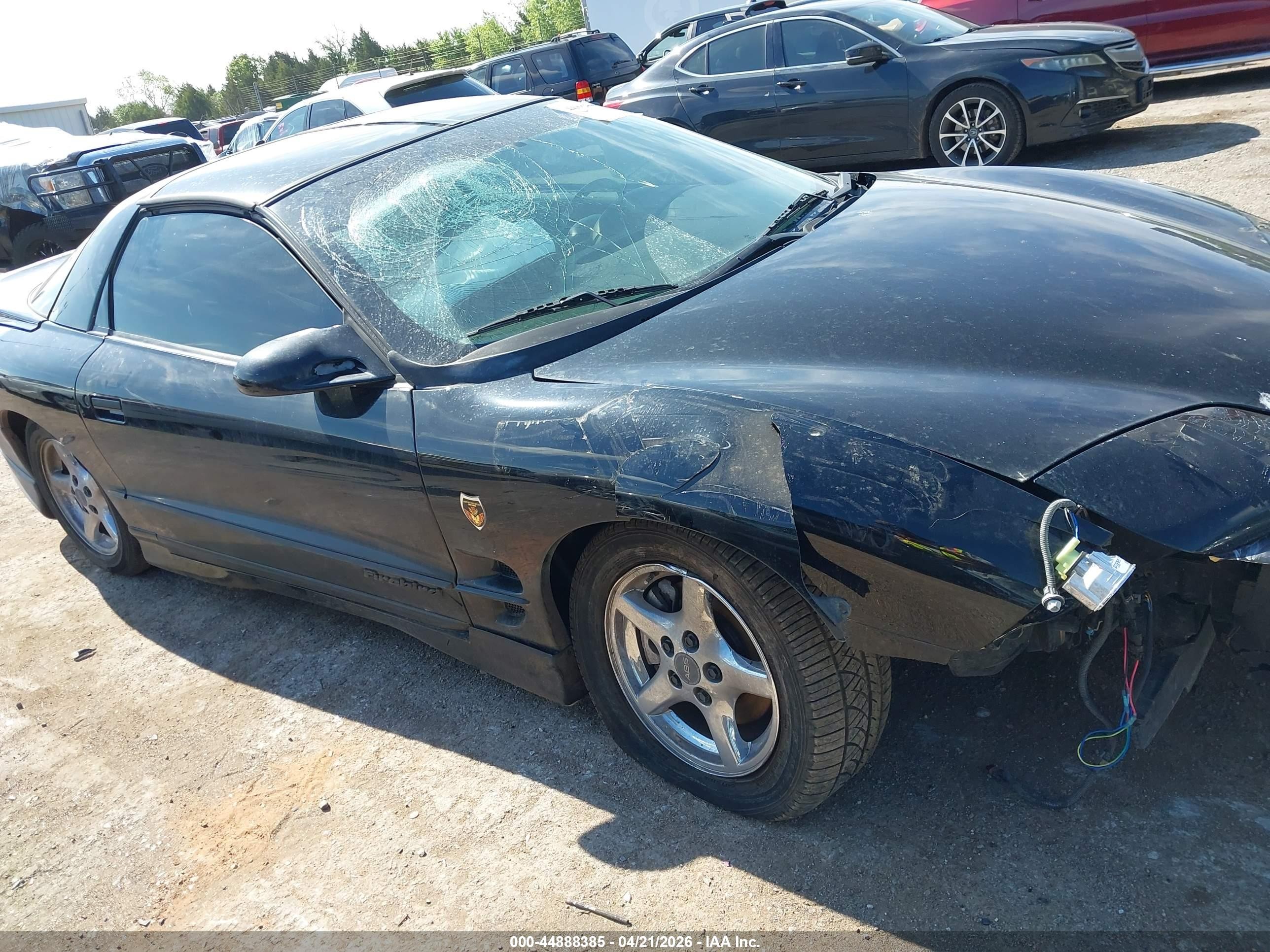 2002 Pontiac Firebird   Black vin: 2G2FS22K522142025