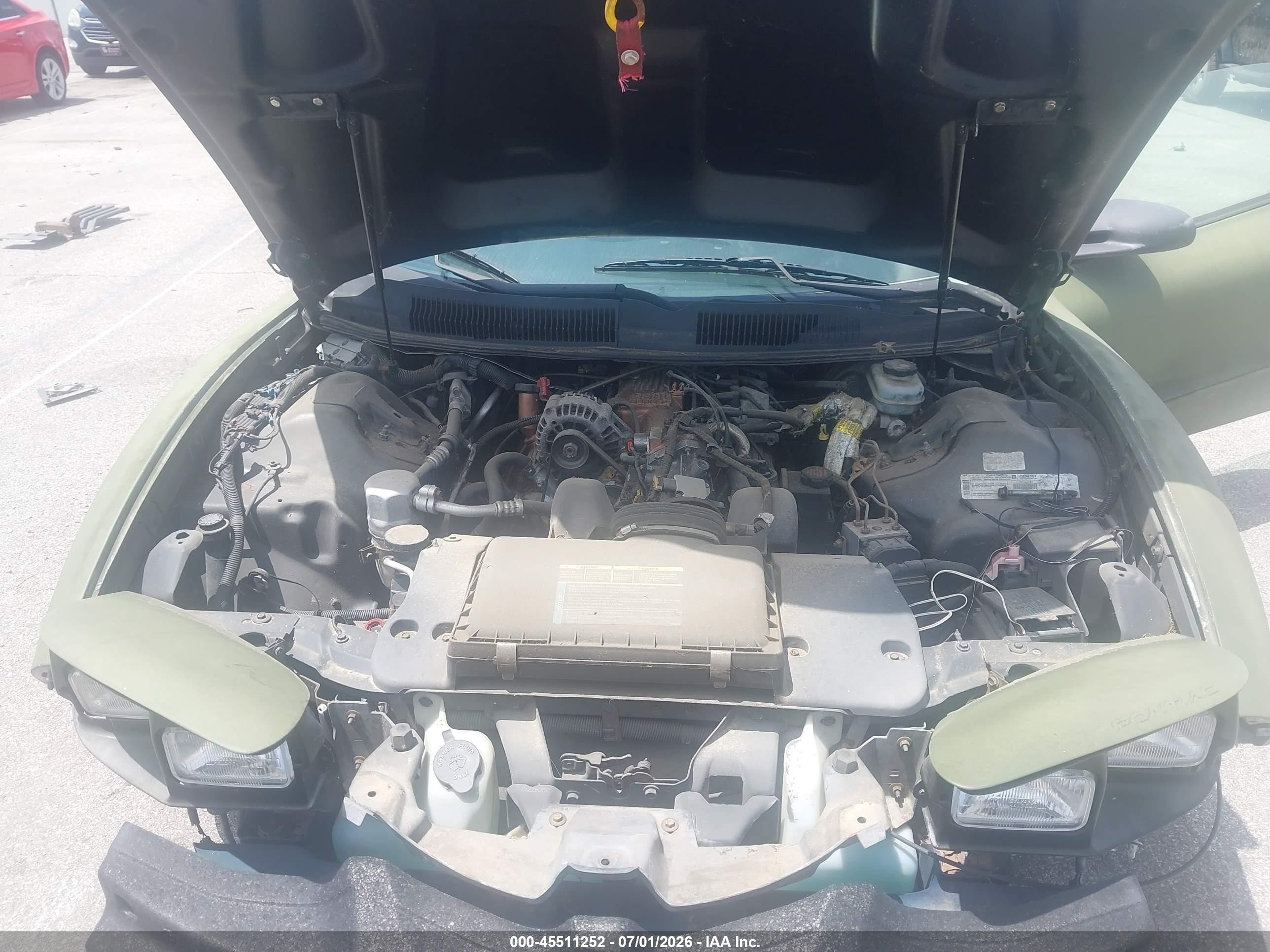 1998 Pontiac Firebird   Green vin: 2G2FS22K5W2229204