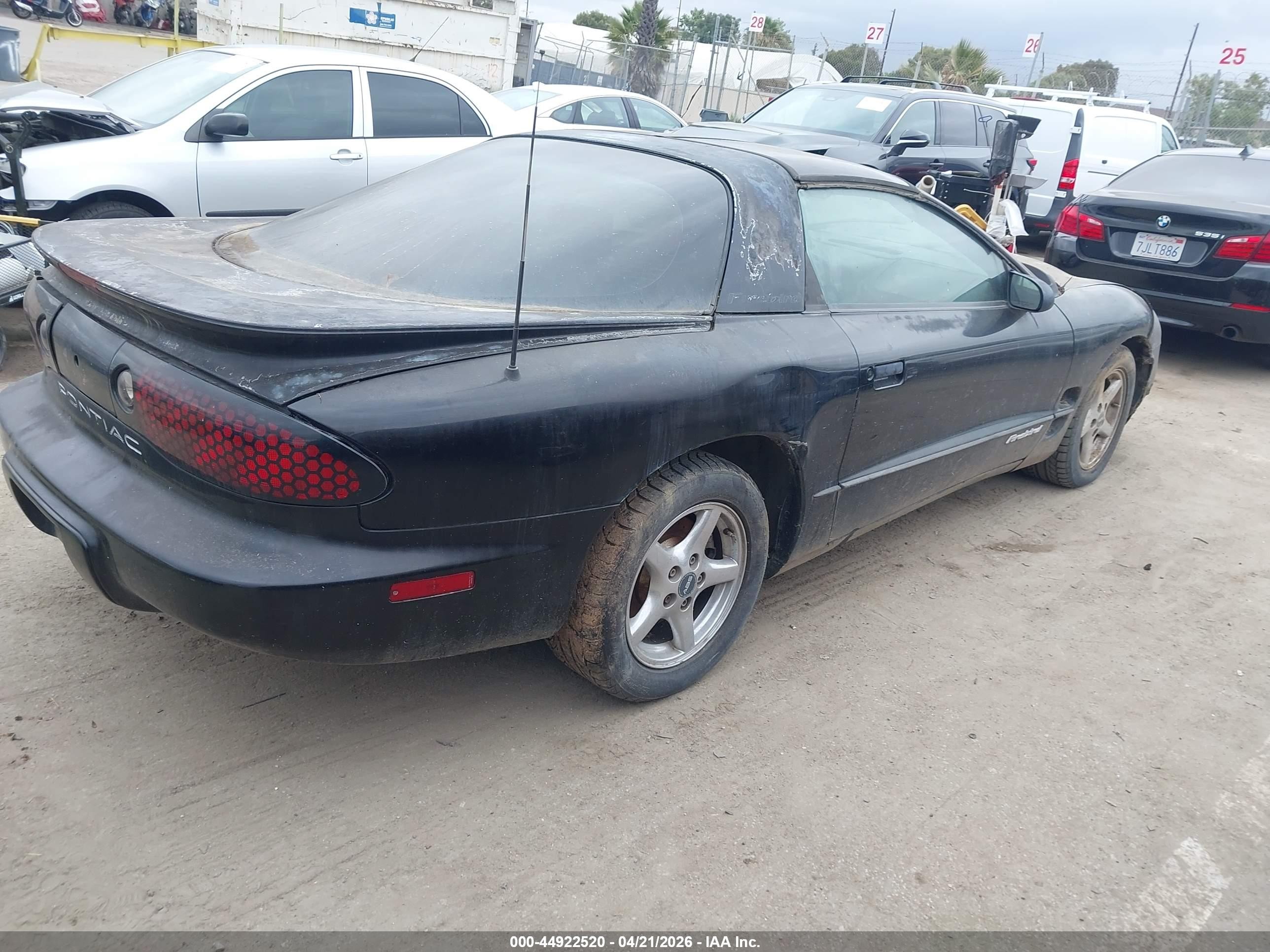 2001 Pontiac Firebird   Black vin: 2G2FS22K612130030