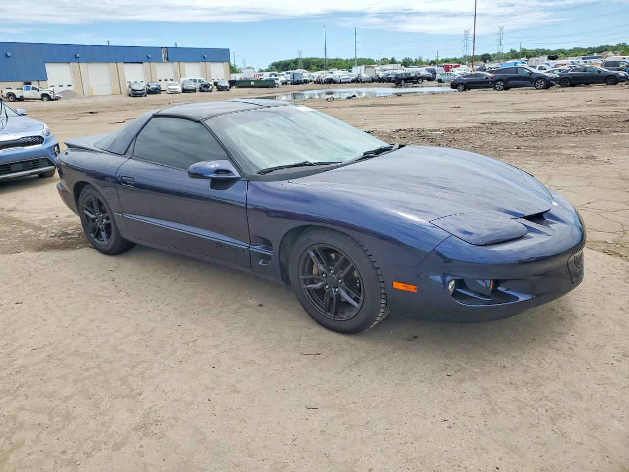 1998 Pontiac Firebird Blue vin: 2G2FS22K7W2222089