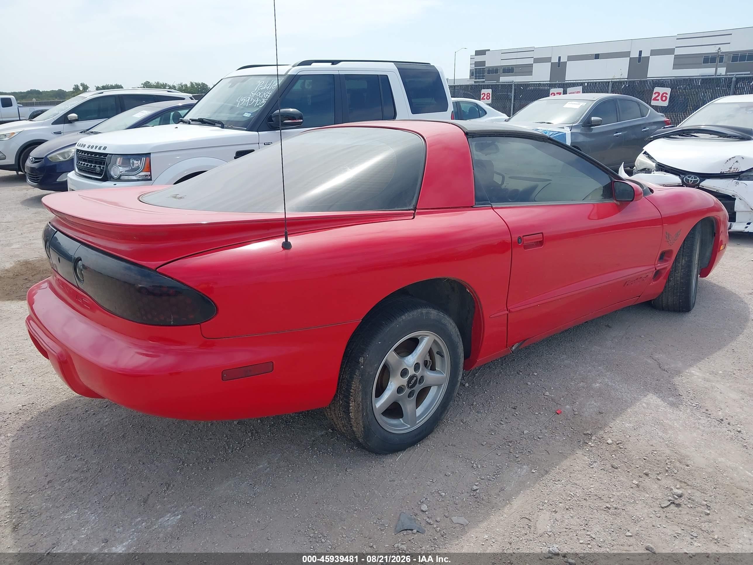 1999 Pontiac Firebird   Red vin: 2G2FS22K7X2209229