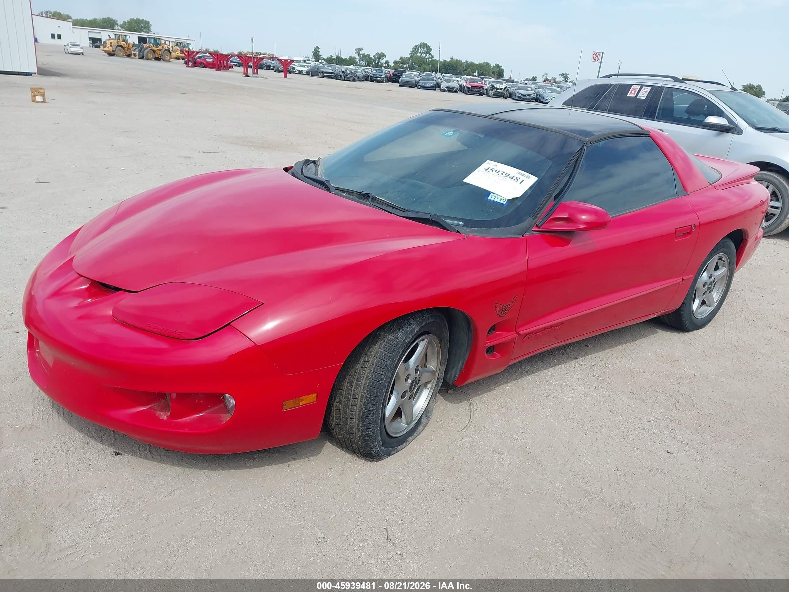 1999 Pontiac Firebird   Red vin: 2G2FS22K7X2209229