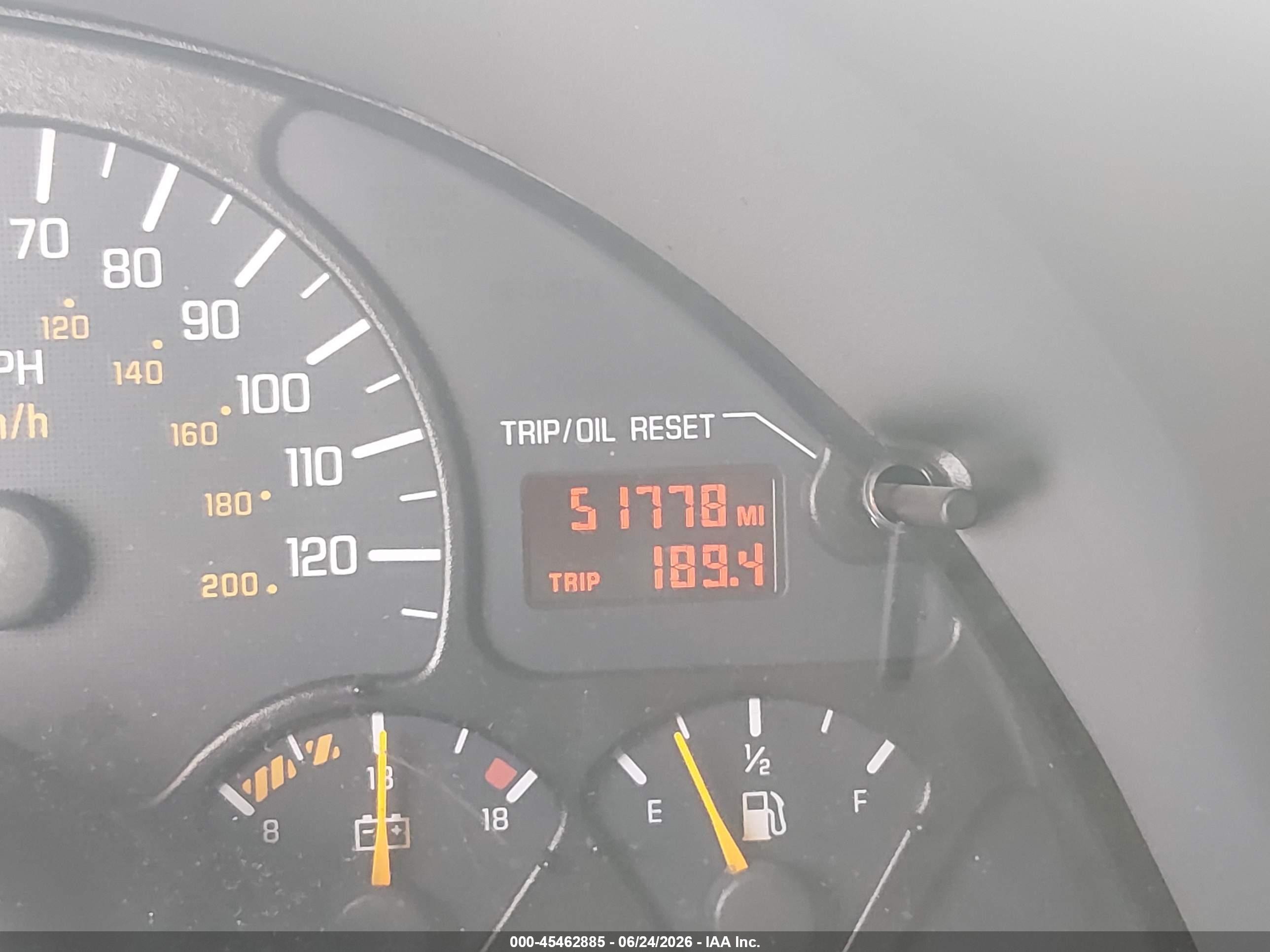 2002 Pontiac Firebird   Tan vin: 2G2FS22K822120326
