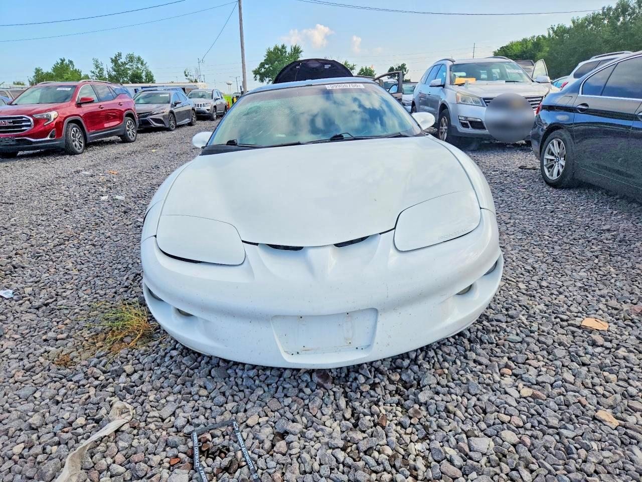 2000 Pontiac Firebird White vin: 2G2FS22K8Y2163296