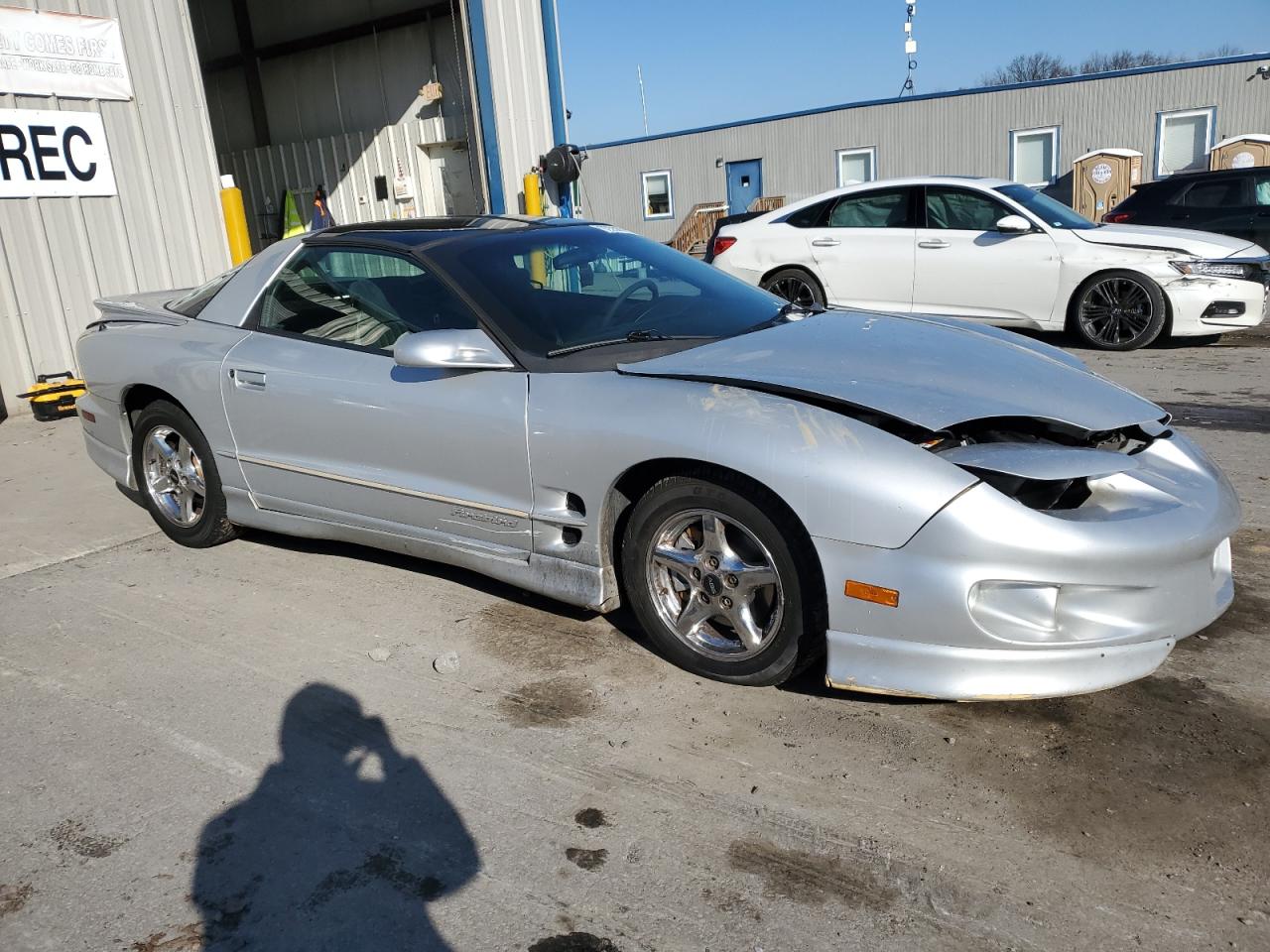 2002 Pontiac Firebird Silver vin: 2G2FS22KX22139086