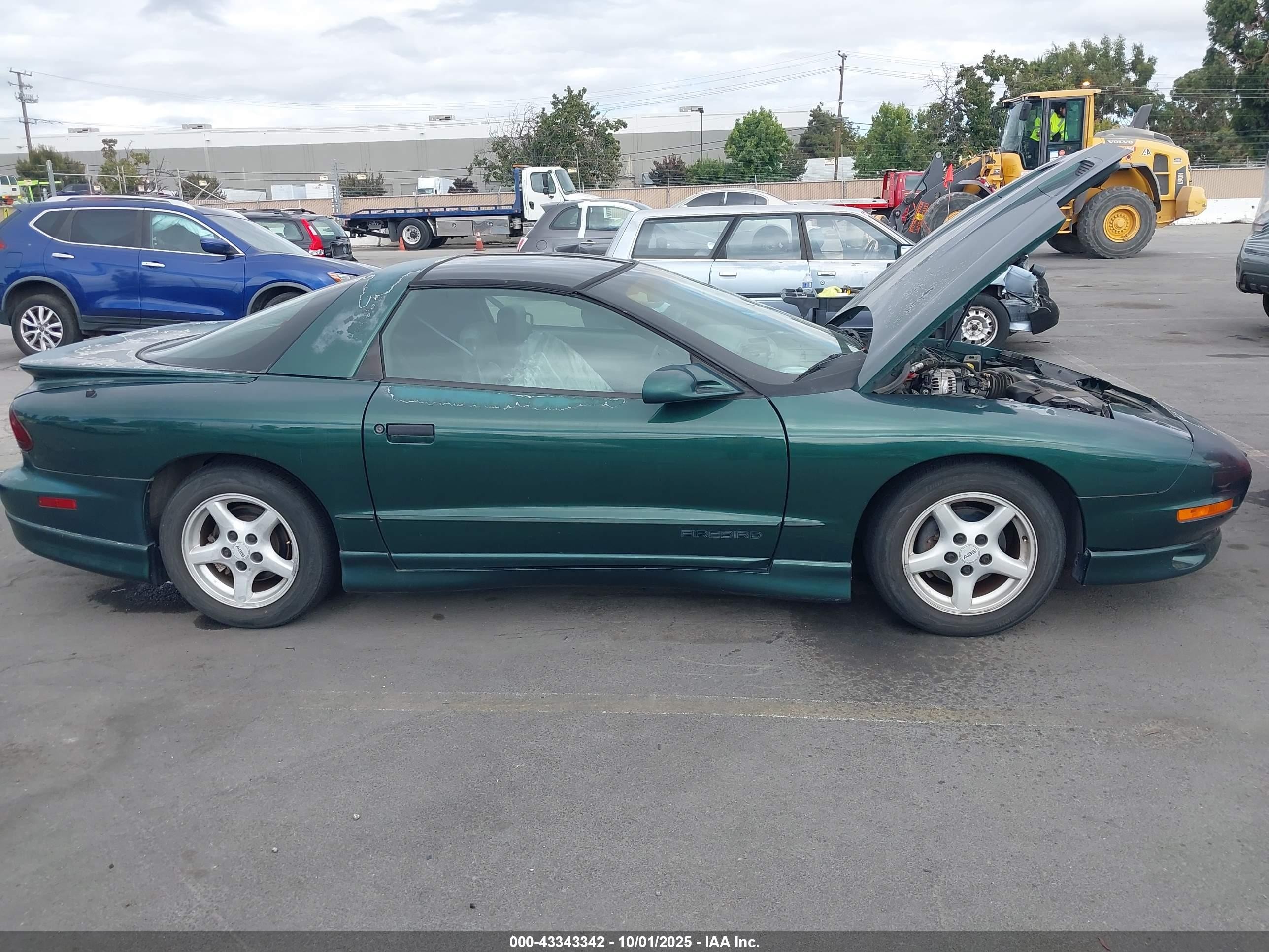 1997 Pontiac Firebird   Green vin: 2G2FS22KXV2205785