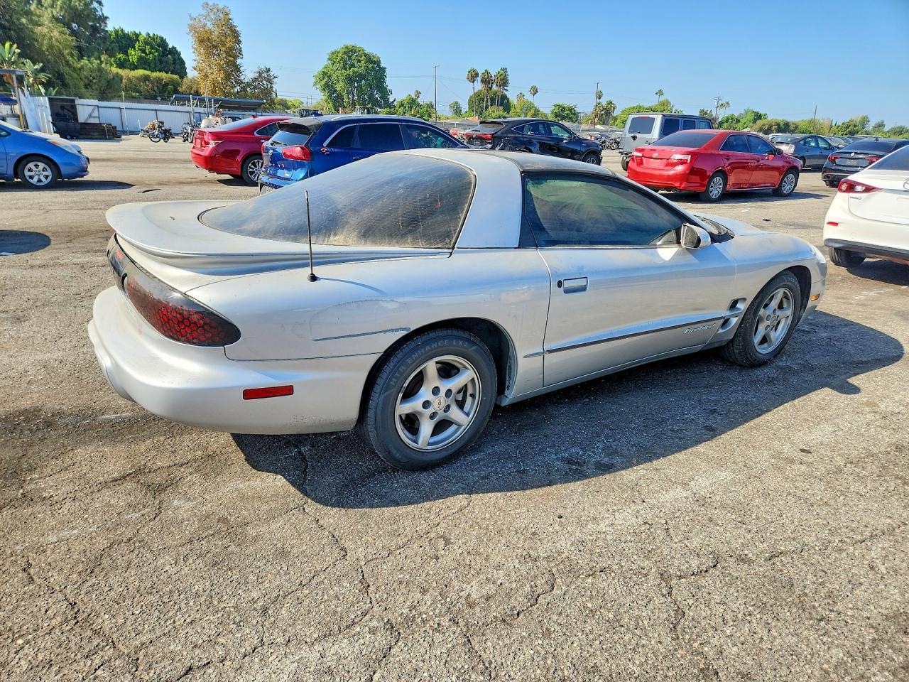 1999 Pontiac Firebird Silver vin: 2G2FS22KXX2224078