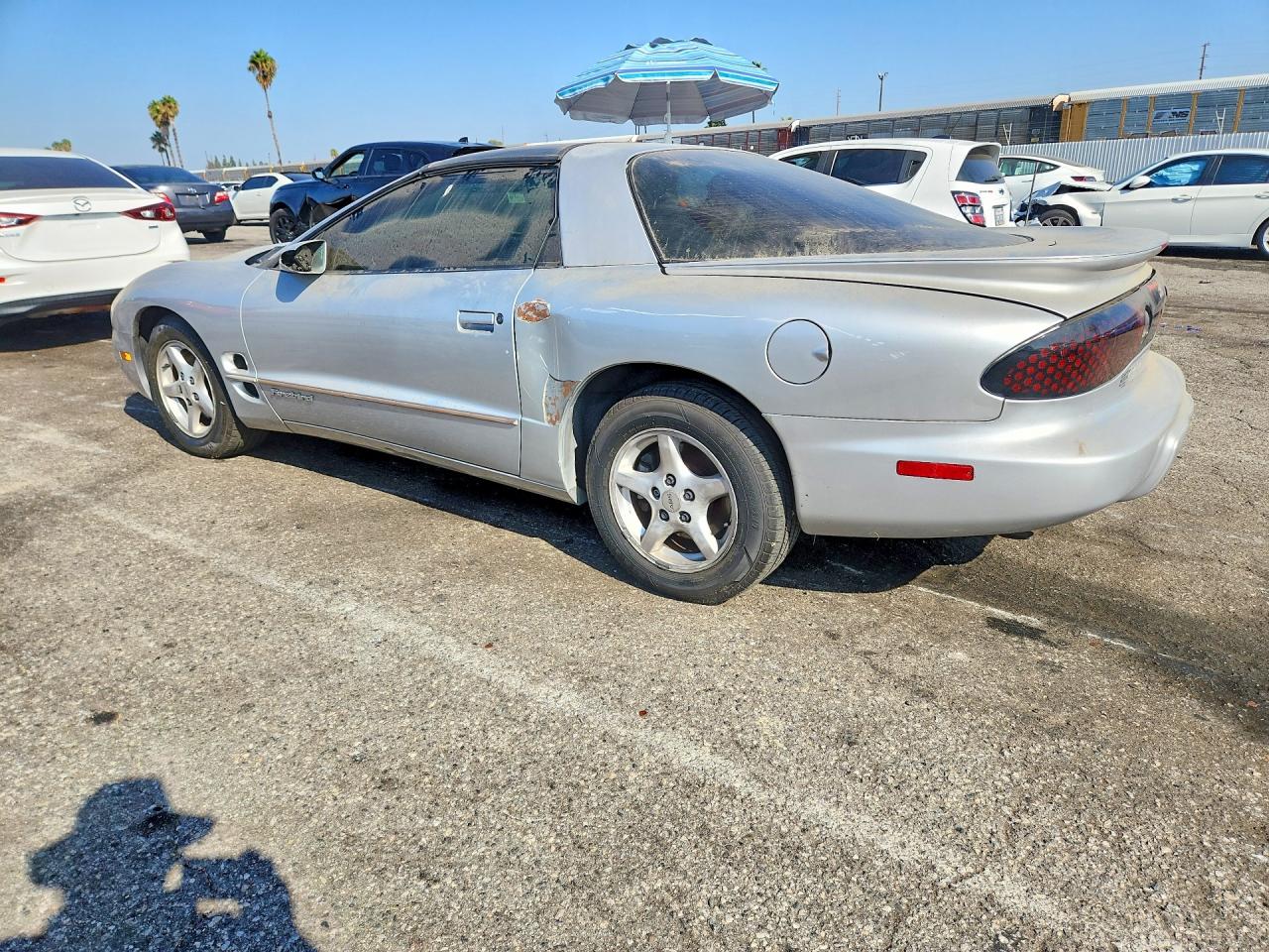 1999 Pontiac Firebird Silver vin: 2G2FS22KXX2224078