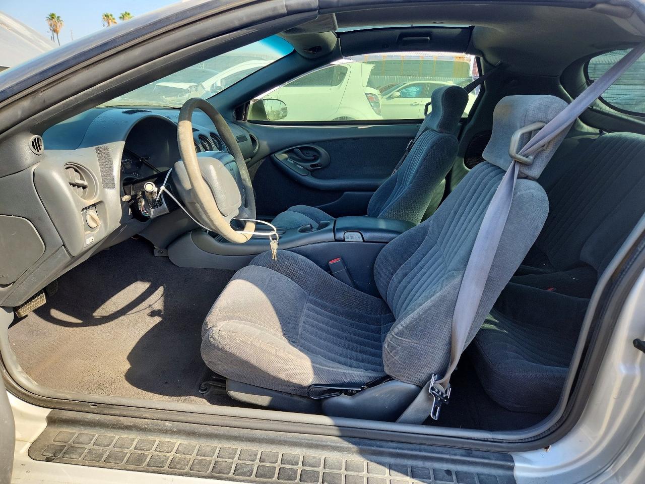 1999 Pontiac Firebird Silver vin: 2G2FS22KXX2224078