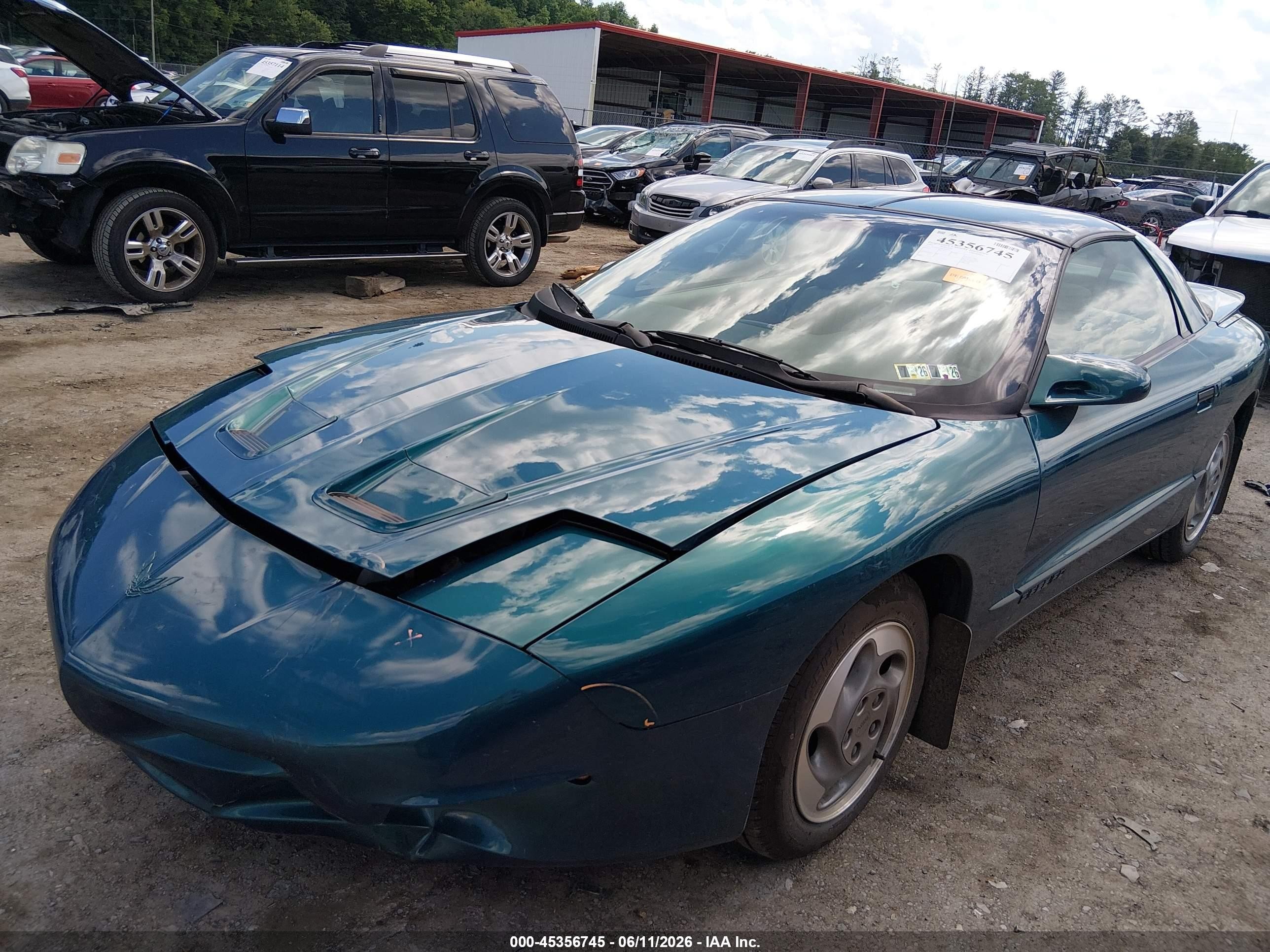 1995 Pontiac Firebird   Green vin: 2G2FS22S0S2240721