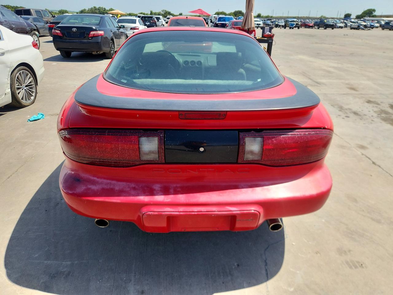 1995 Pontiac Firebird Red vin: 2G2FS22S1S2201992
