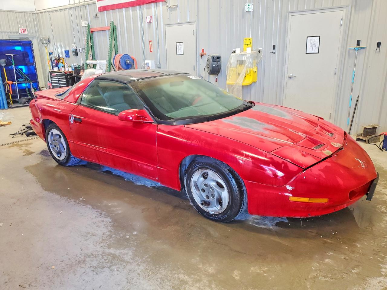 1995 Pontiac Firebird Red vin: 2G2FS22S5S2240343