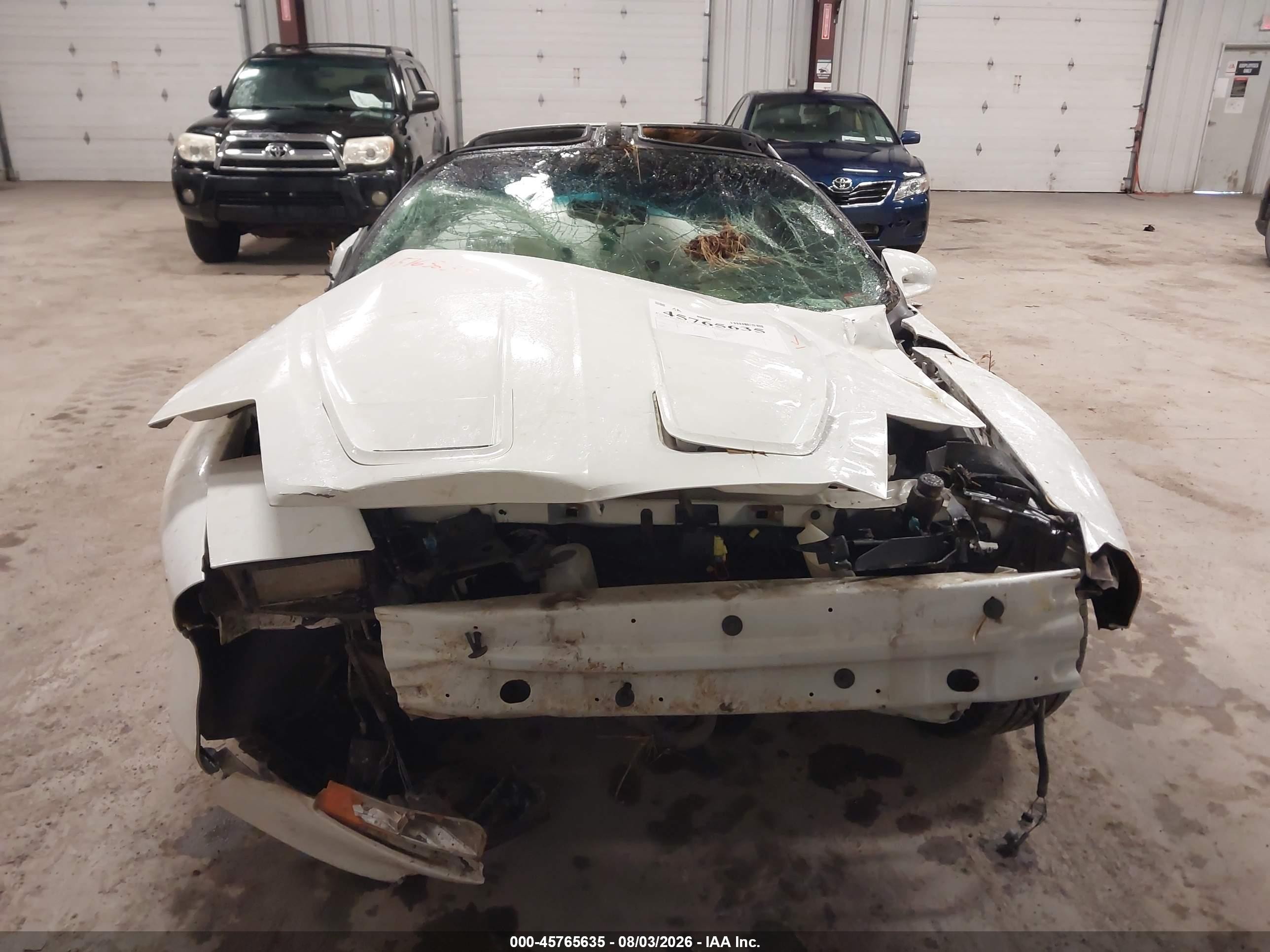 1995 Pontiac Firebird   White vin: 2G2FS22S8S2231541