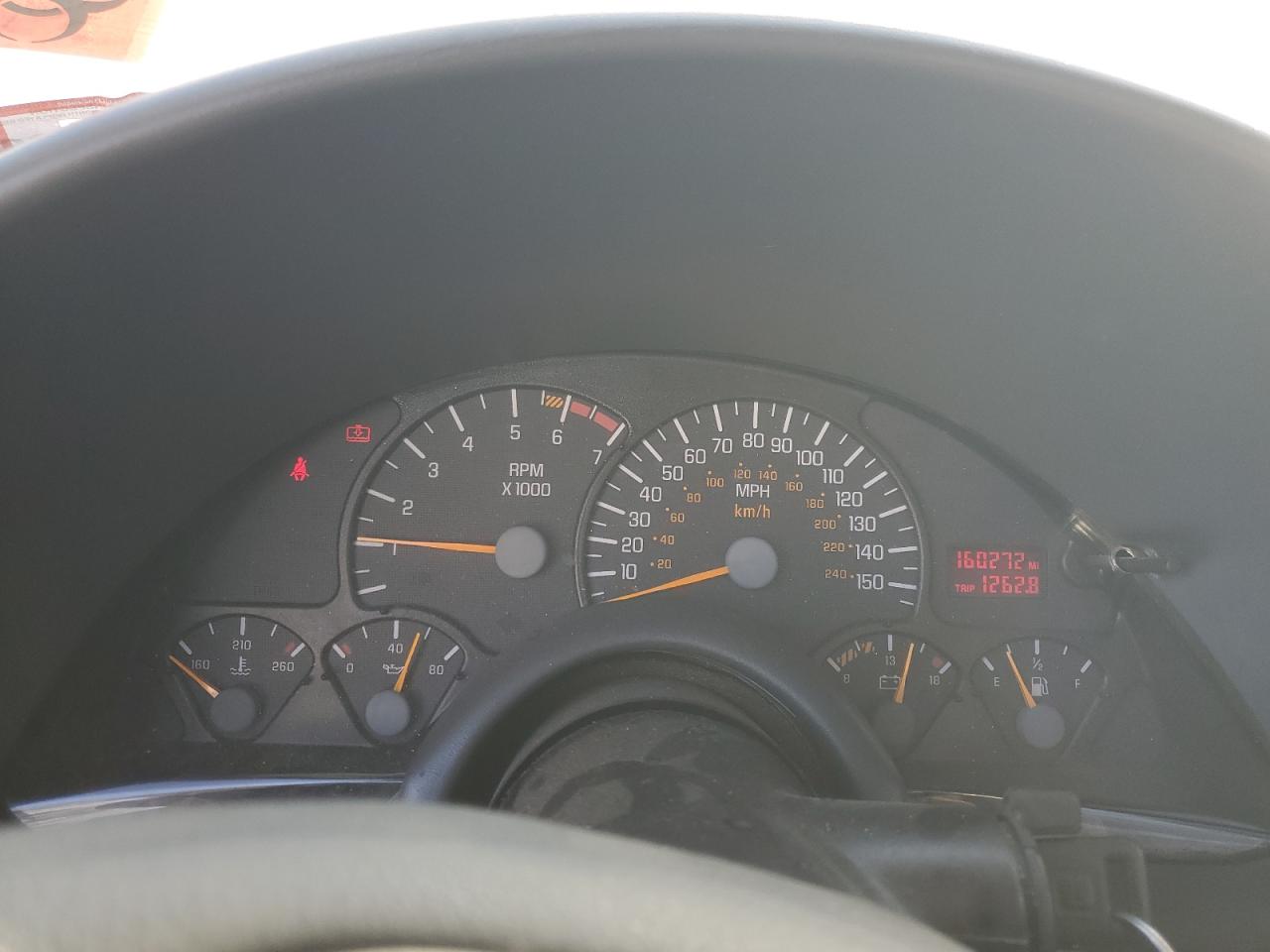 1998 Pontiac Firebird Formula White vin: 2G2FV22G0W2226035