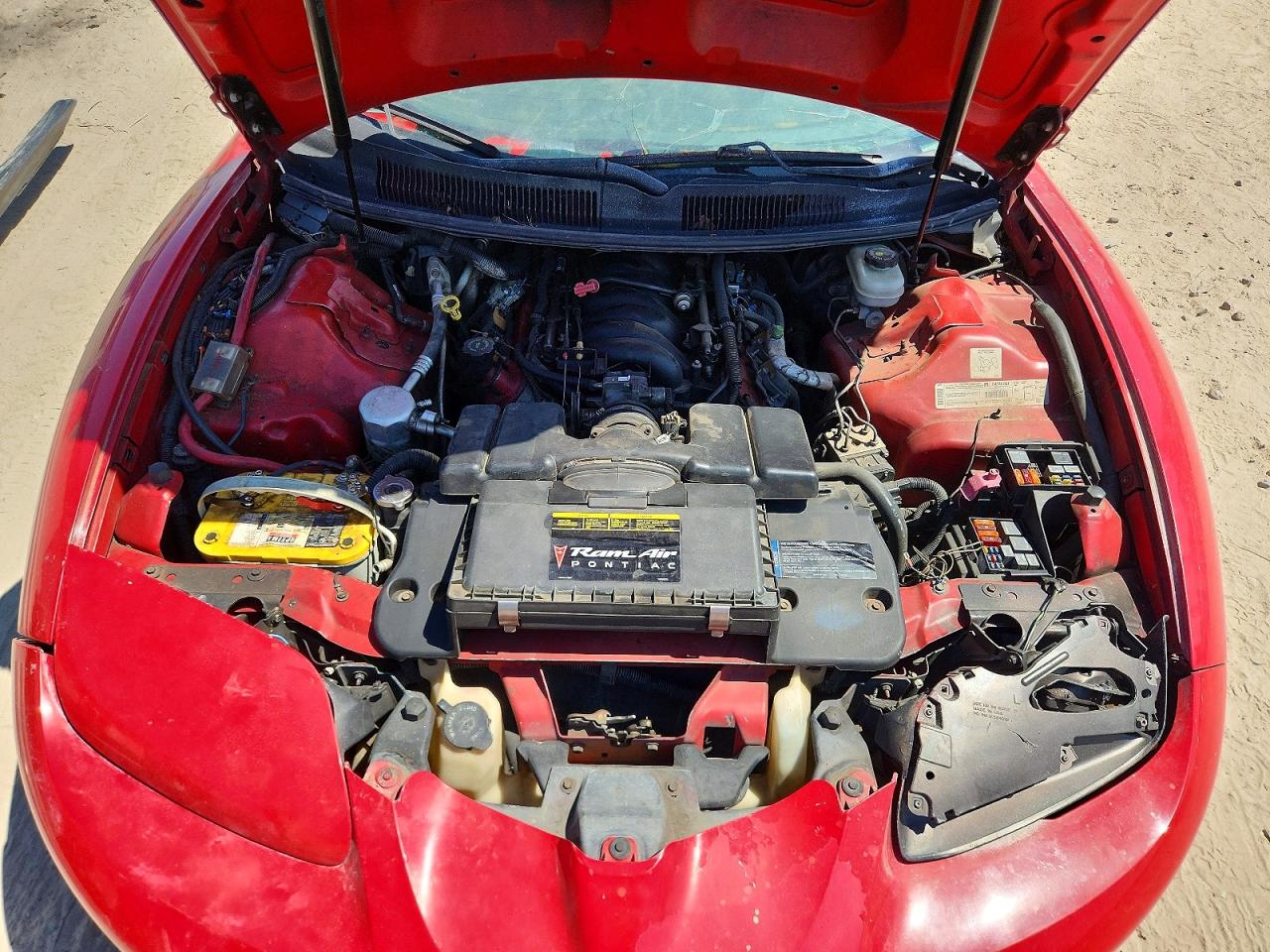 2001 Pontiac Firebird Formula Red vin: 2G2FV22G112120105