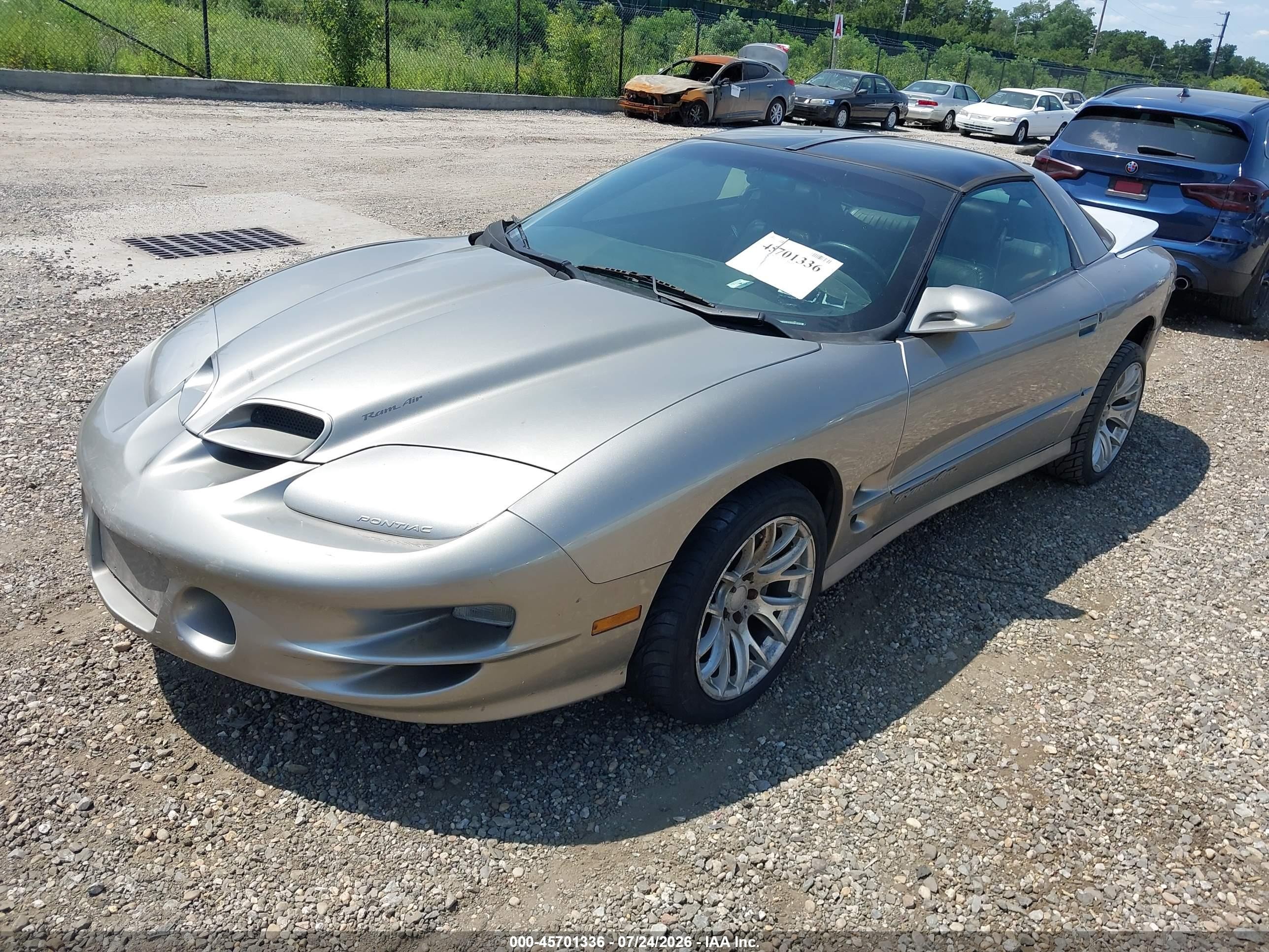 2001 Pontiac Firebird Trans Am Серебряный vin: 2G2FV22G112127863