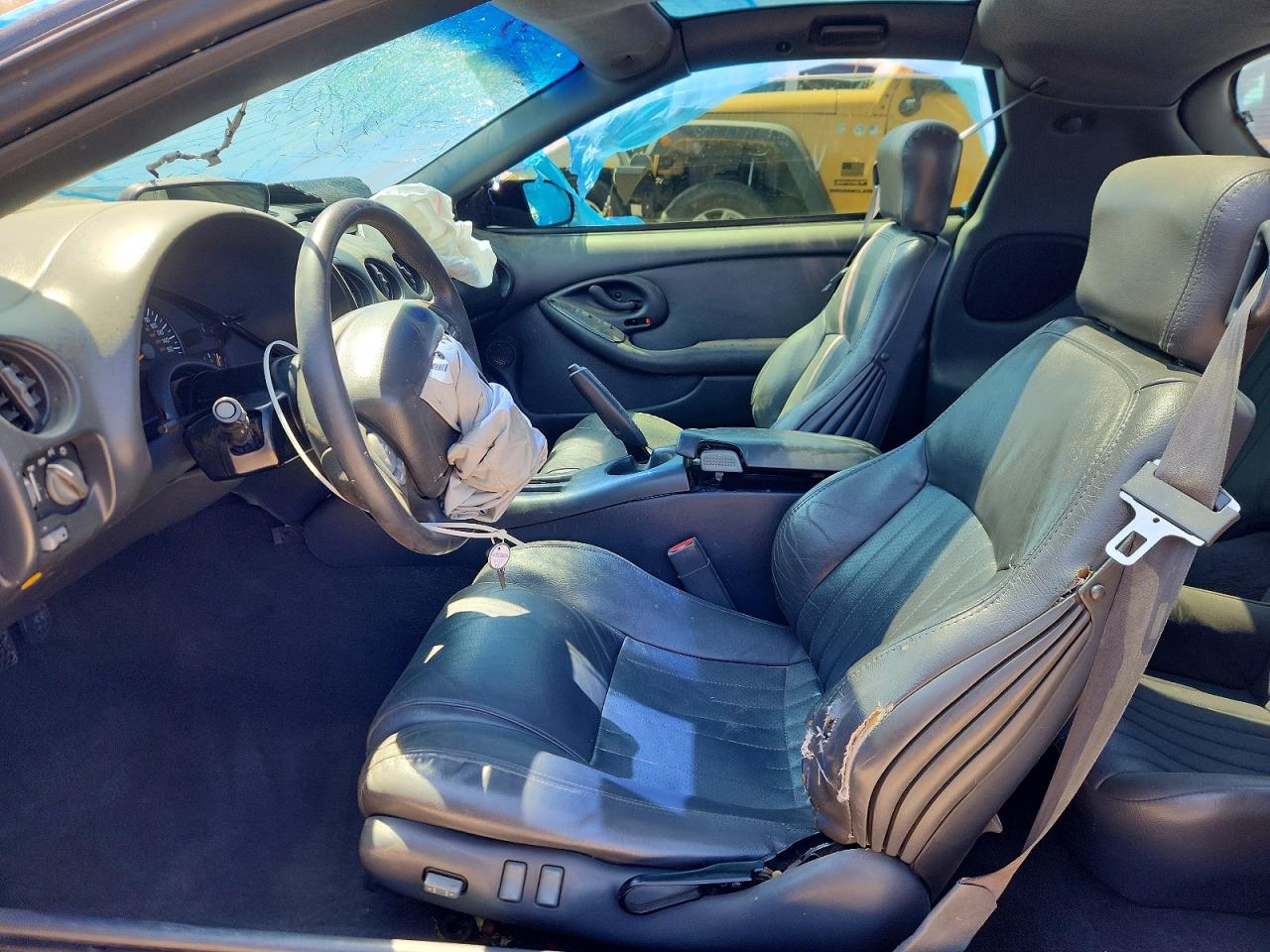1998 Pontiac Firebird Formula Black vin: 2G2FV22G1W2230806