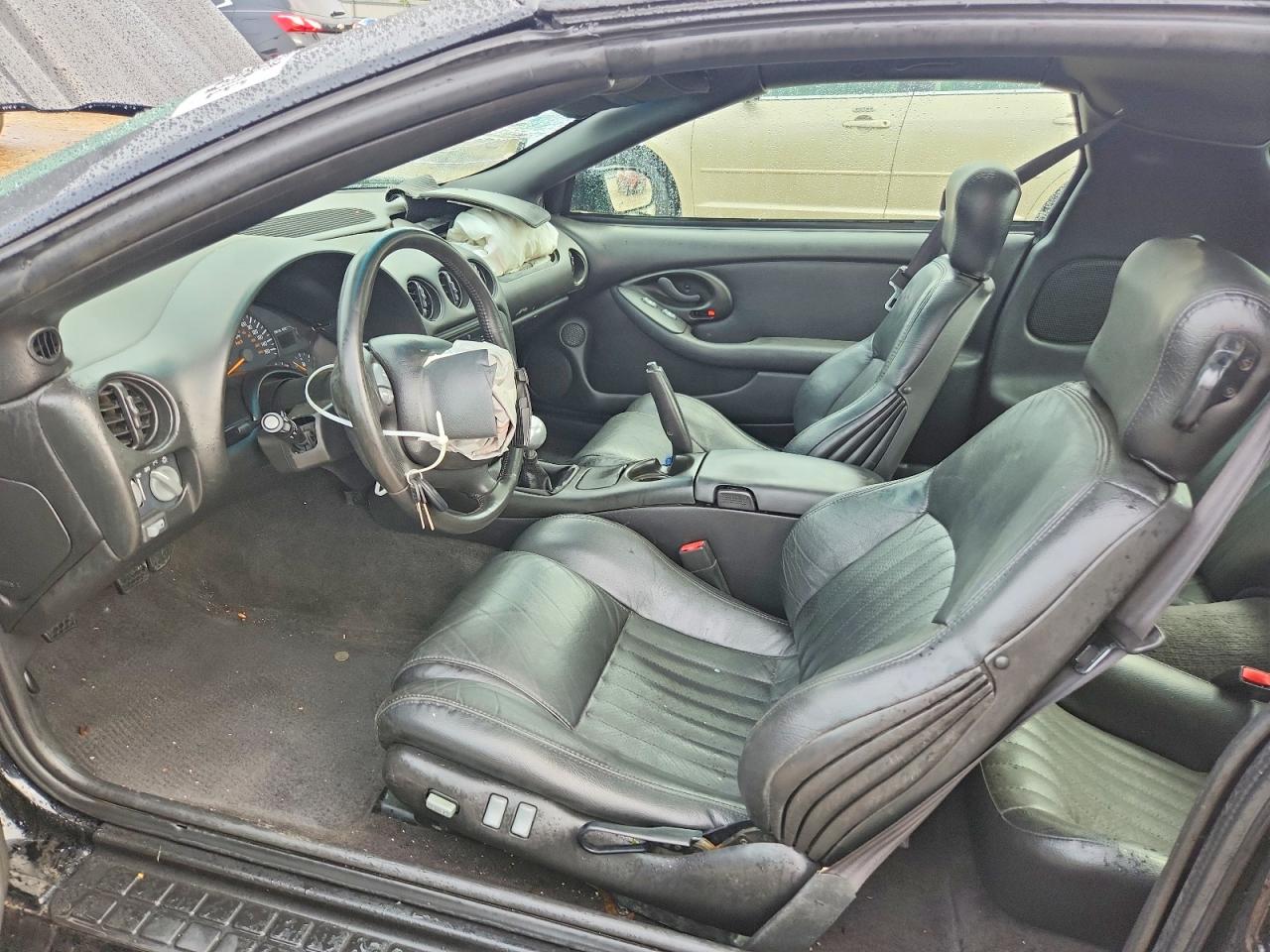 2000 Pontiac Firebird Formula Black vin: 2G2FV22G1Y2165930