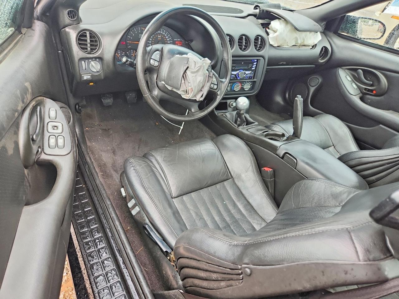 2000 Pontiac Firebird Formula Black vin: 2G2FV22G1Y2165930