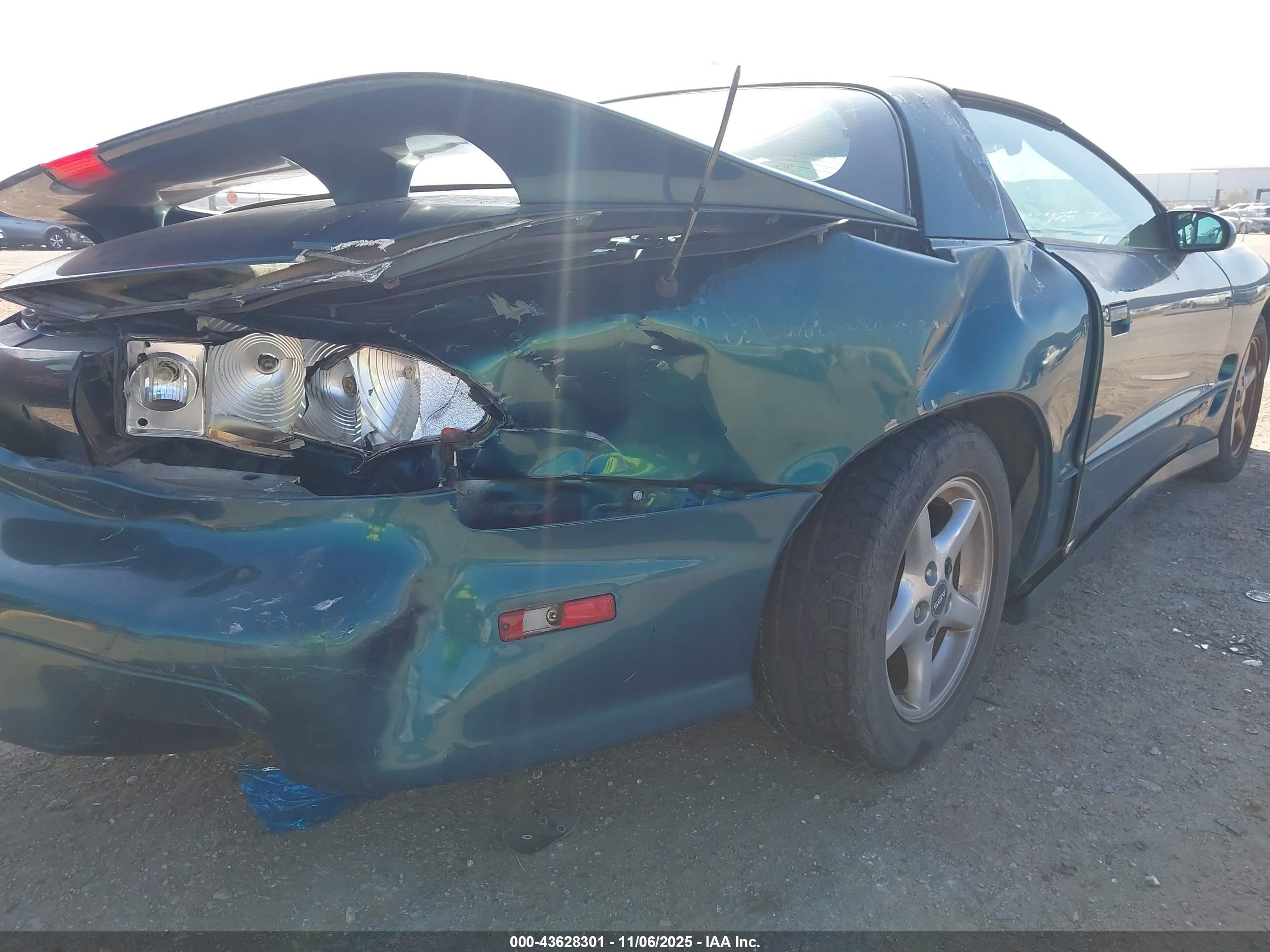 1998 Pontiac Firebird Trans Am Green vin: 2G2FV22G2W2230717