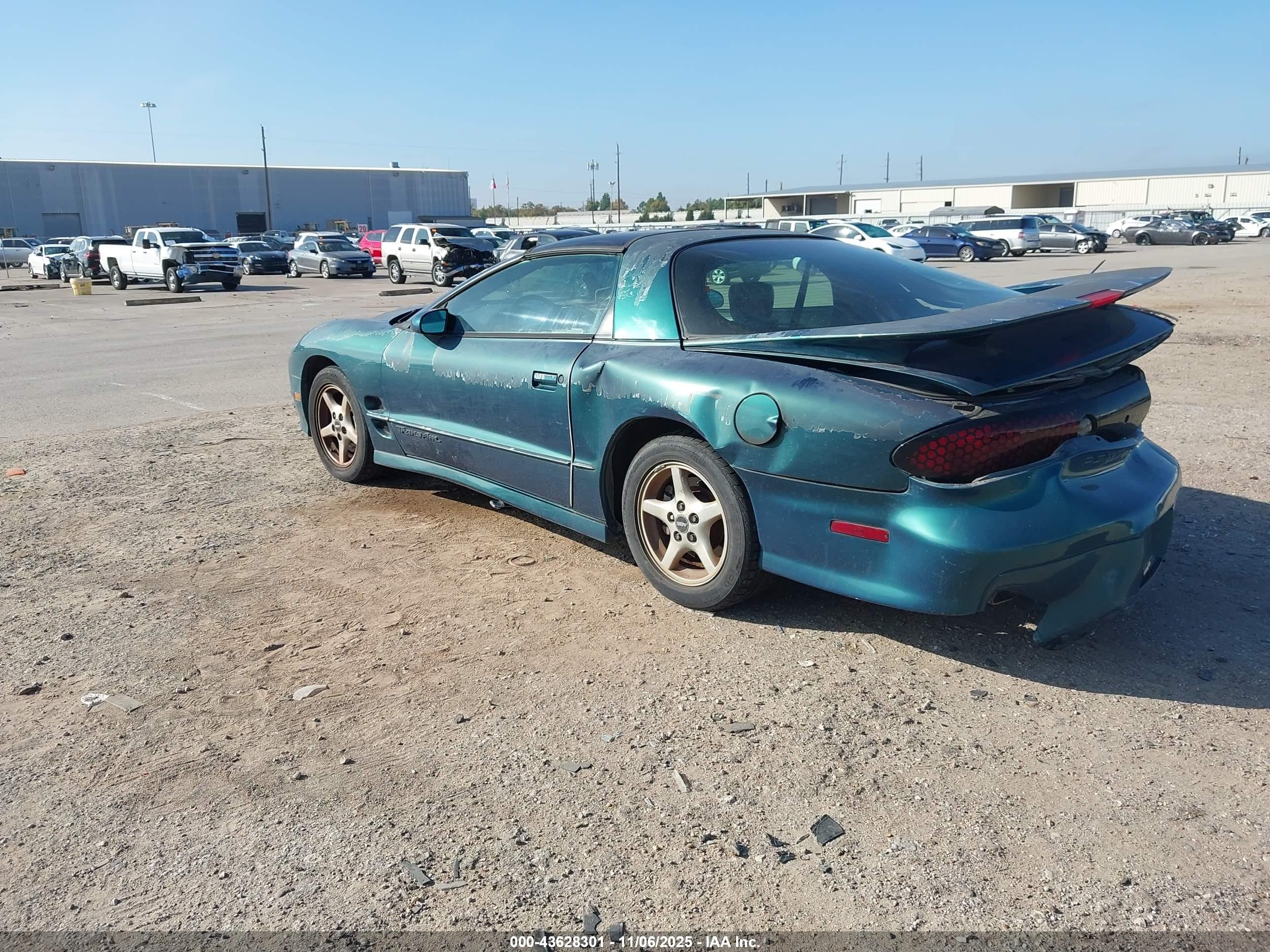 1998 Pontiac Firebird Trans Am Green vin: 2G2FV22G2W2230717