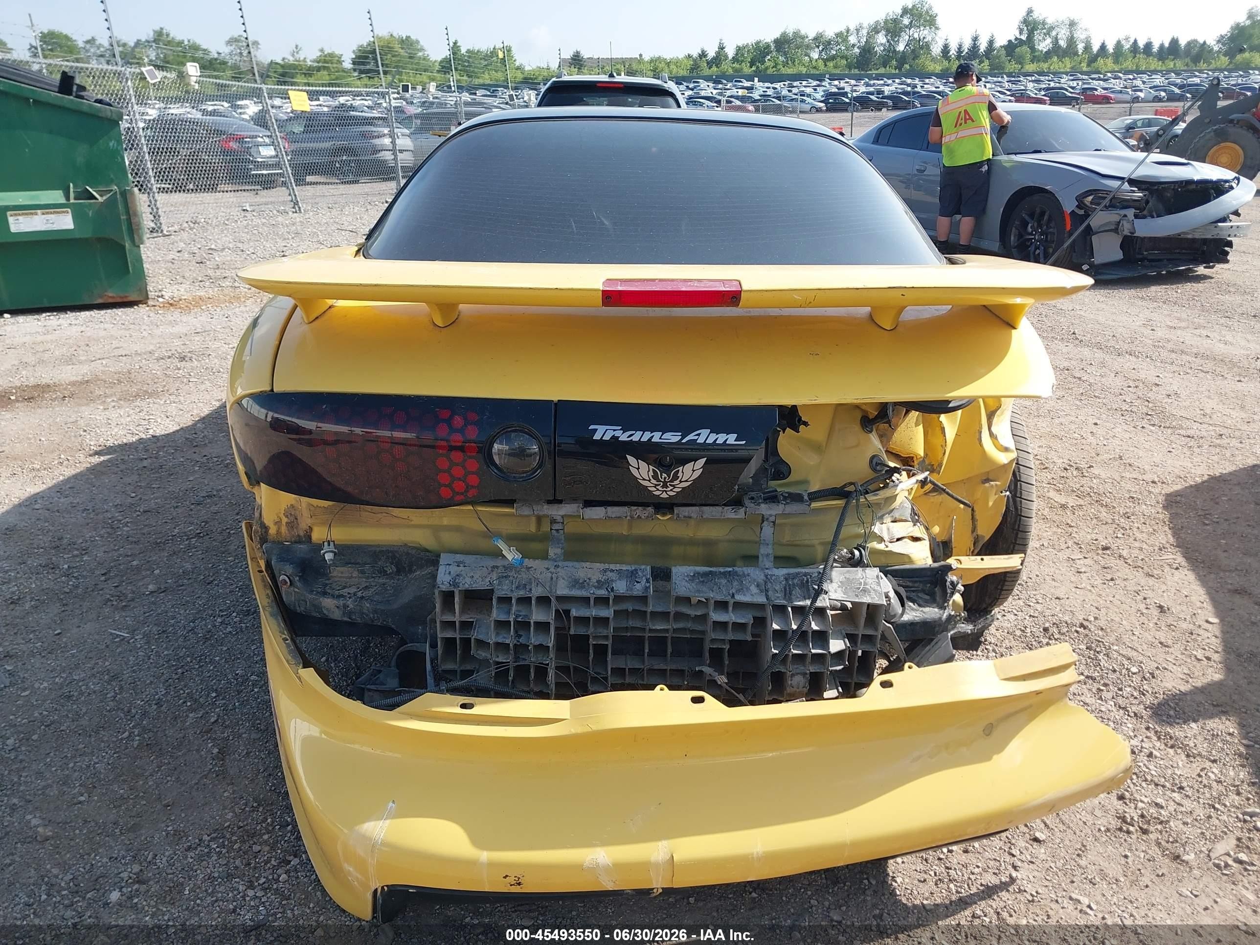 2002 Pontiac Firebird Trans Am Yellow vin: 2G2FV22G322145508