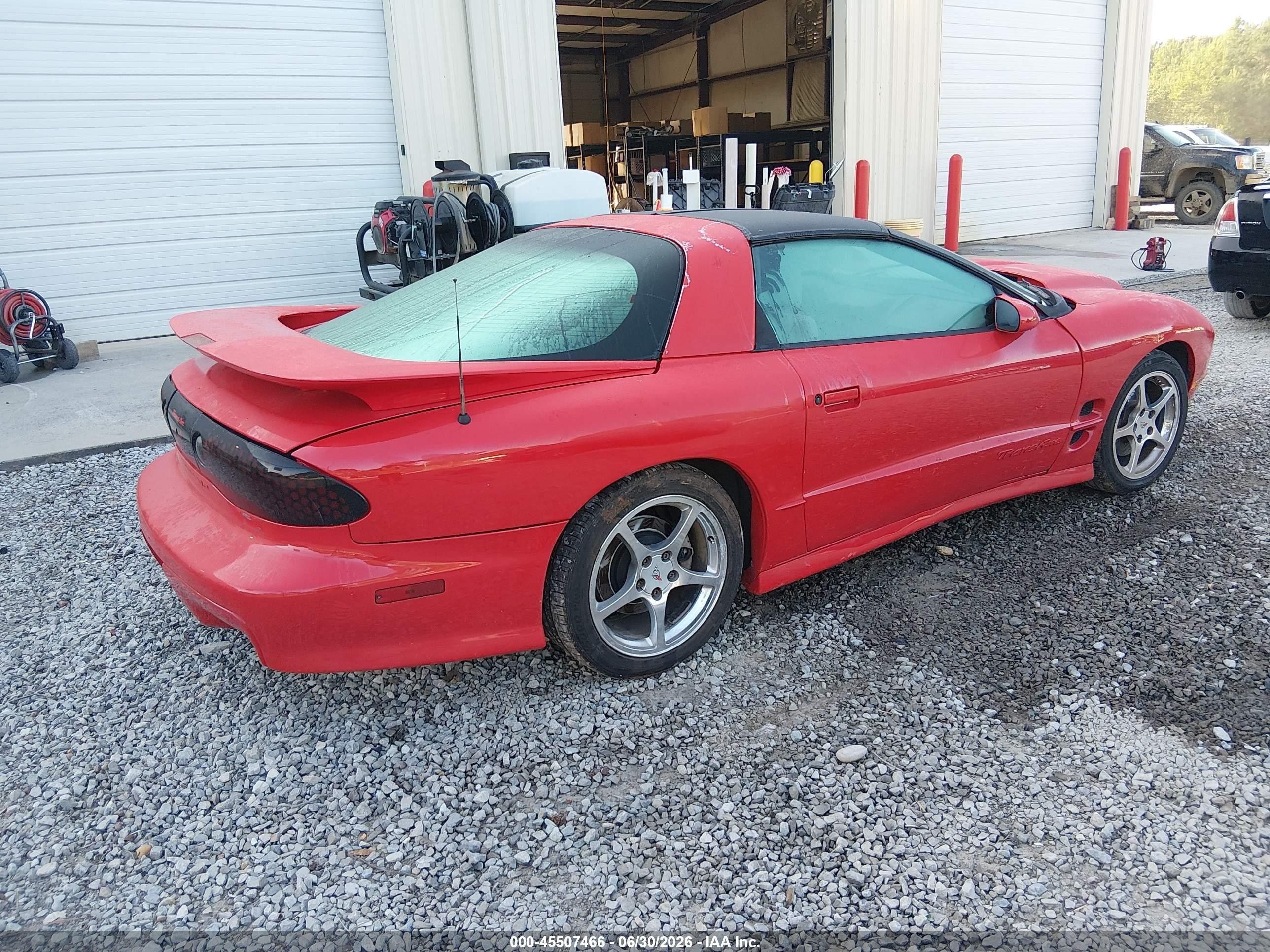 1998 Pontiac Firebird Trans Am Red vin: 2G2FV22G6W2211328