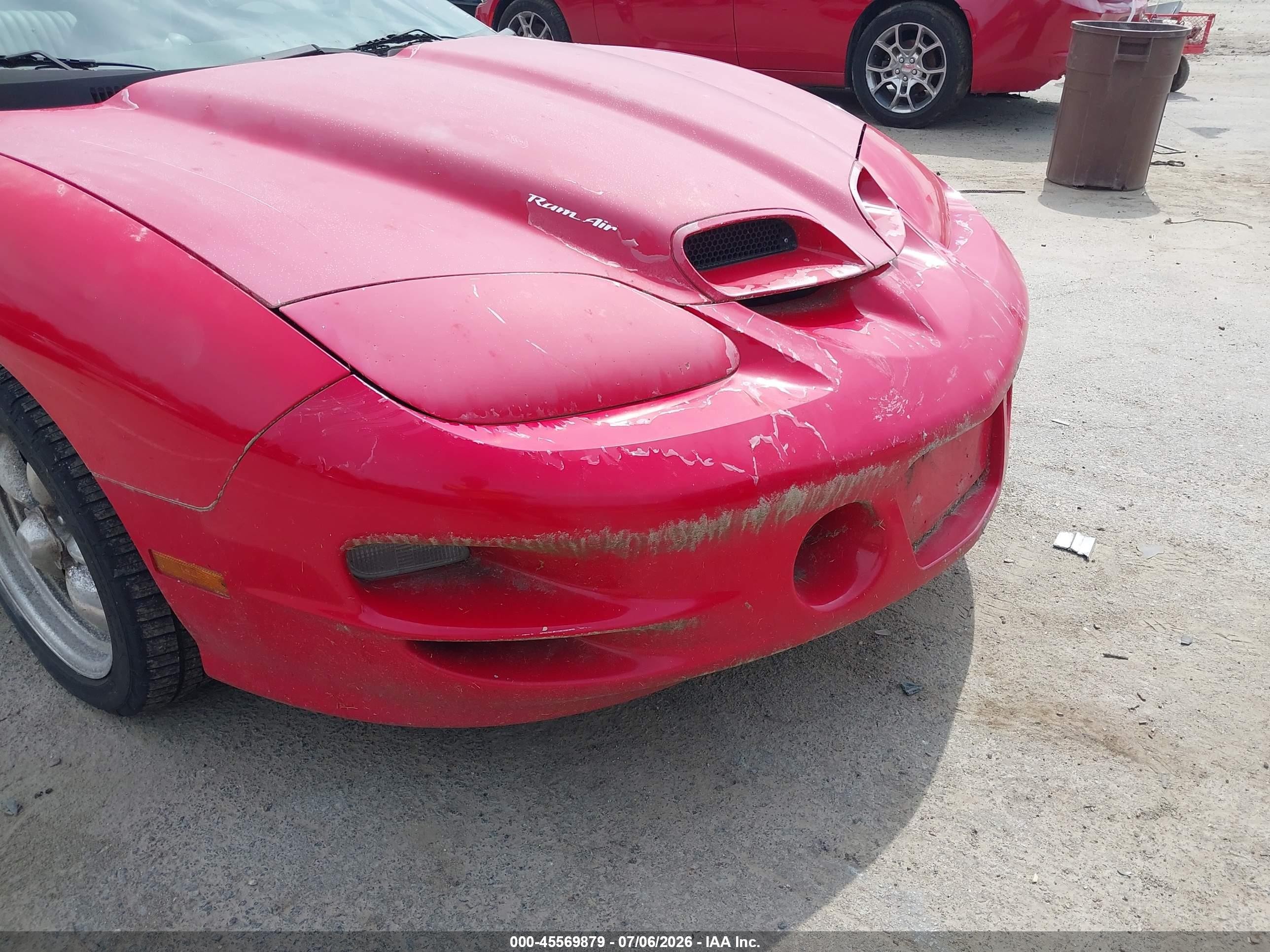 1998 Pontiac Firebird Trans Am Red vin: 2G2FV22G7W2216876