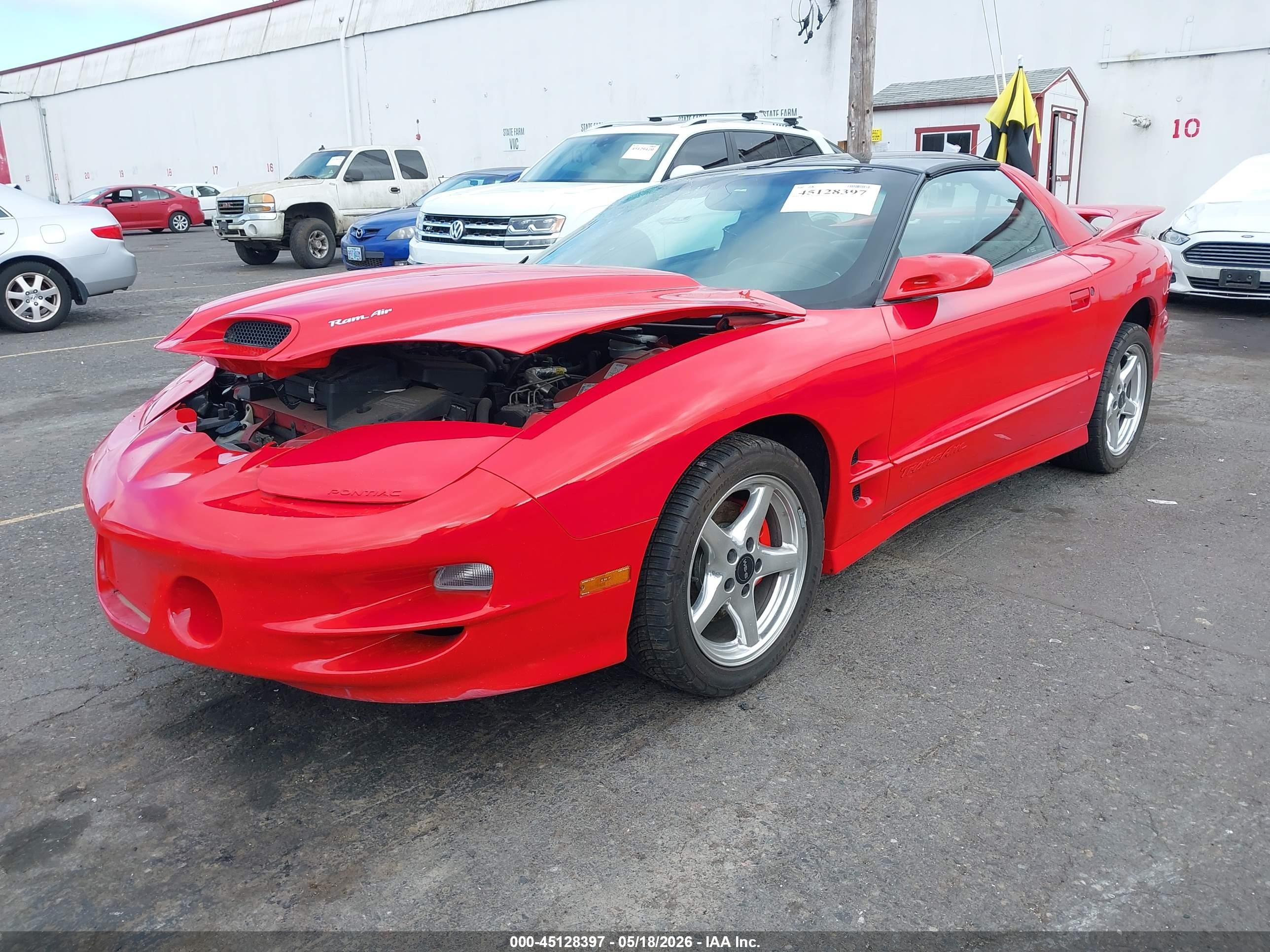 2001 Pontiac Firebird Trans Am Red vin: 2G2FV22G812110896