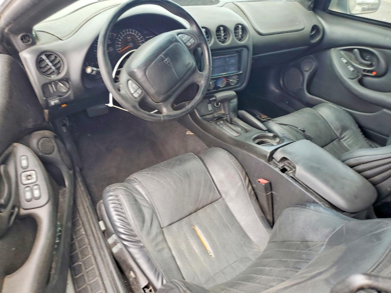 2000 Pontiac Firebird Formula Белый vin: 2G2FV22G8Y2153869