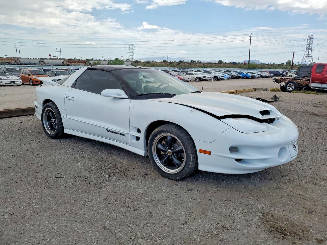 2000 Pontiac Firebird Formula Белый vin: 2G2FV22G8Y2153869