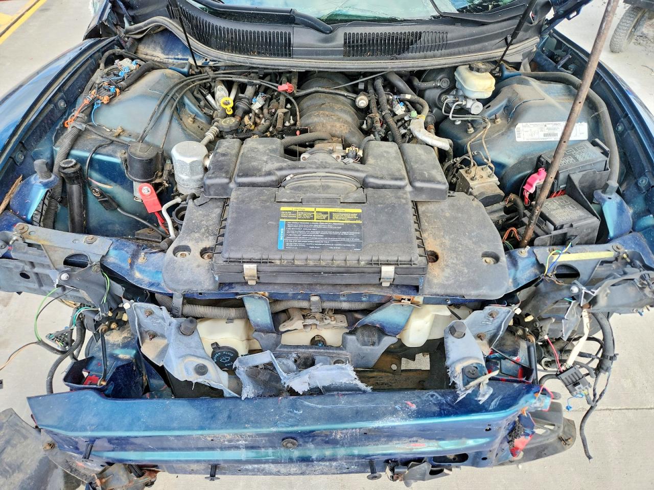 1998 Pontiac Firebird Formula Blue vin: 2G2FV22G9W2205653