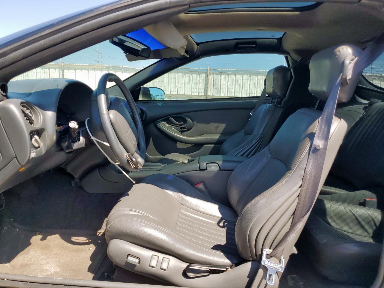 1998 Pontiac Firebird Formula Silver vin: 2G2FV22G9W2221514