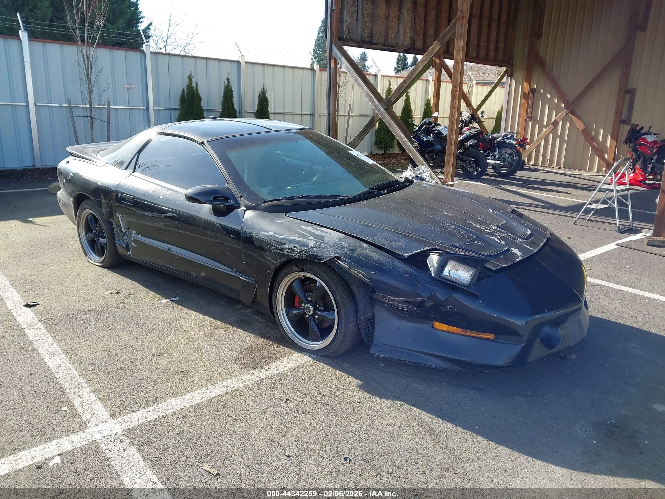 2G2FV22P3S2208817