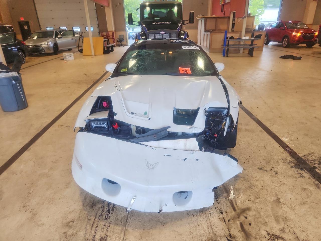 1996 Pontiac Firebird Formula White vin: 2G2FV22P3T2203313