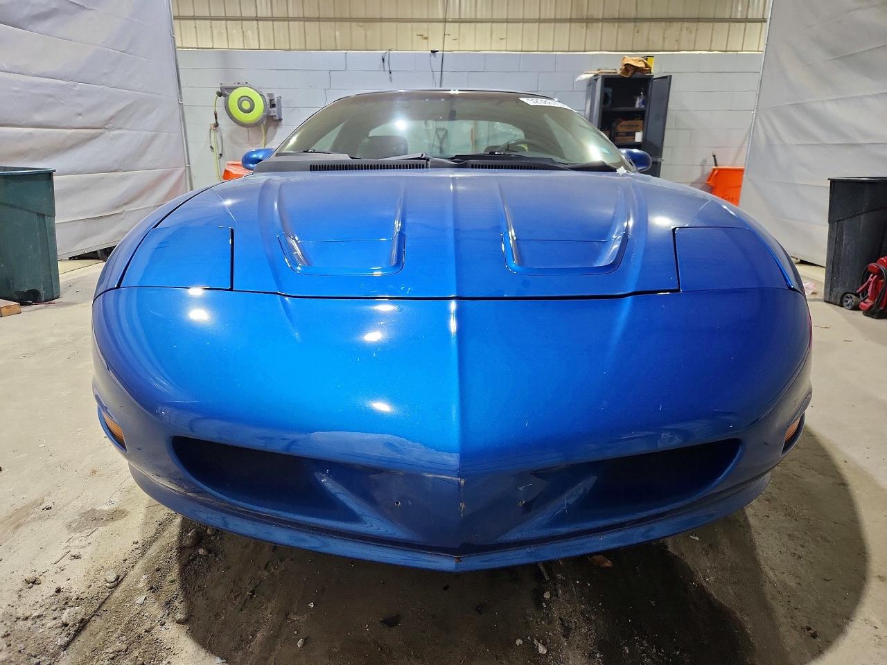 1995 Pontiac Firebird Formula Blue vin: 2G2FV22P4S2248162