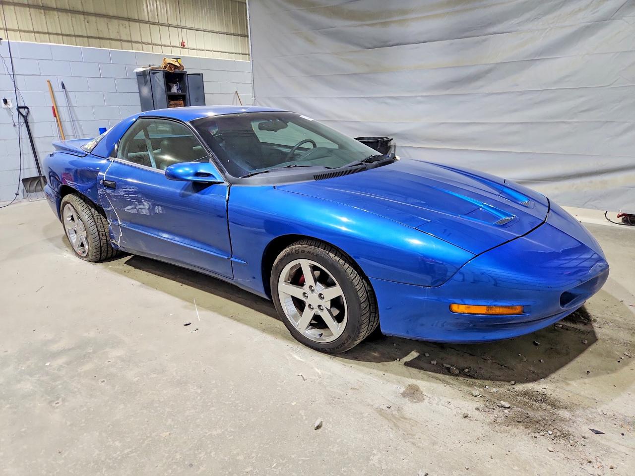 1995 Pontiac Firebird Formula Blue vin: 2G2FV22P4S2248162